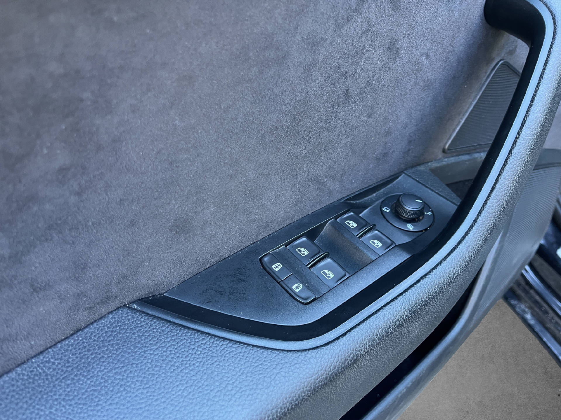 SKODA Superb Combi 2.0 TSI 280 SportLine+ 4x4 DSG-image-12