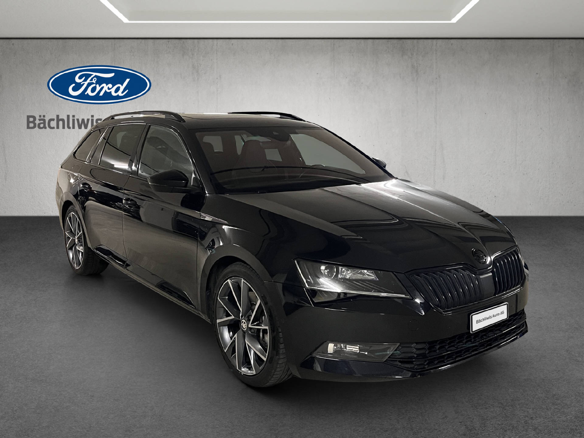 SKODA Superb Combi 2.0 TSI 280 SportLine+ 4x4 DSG-image-6