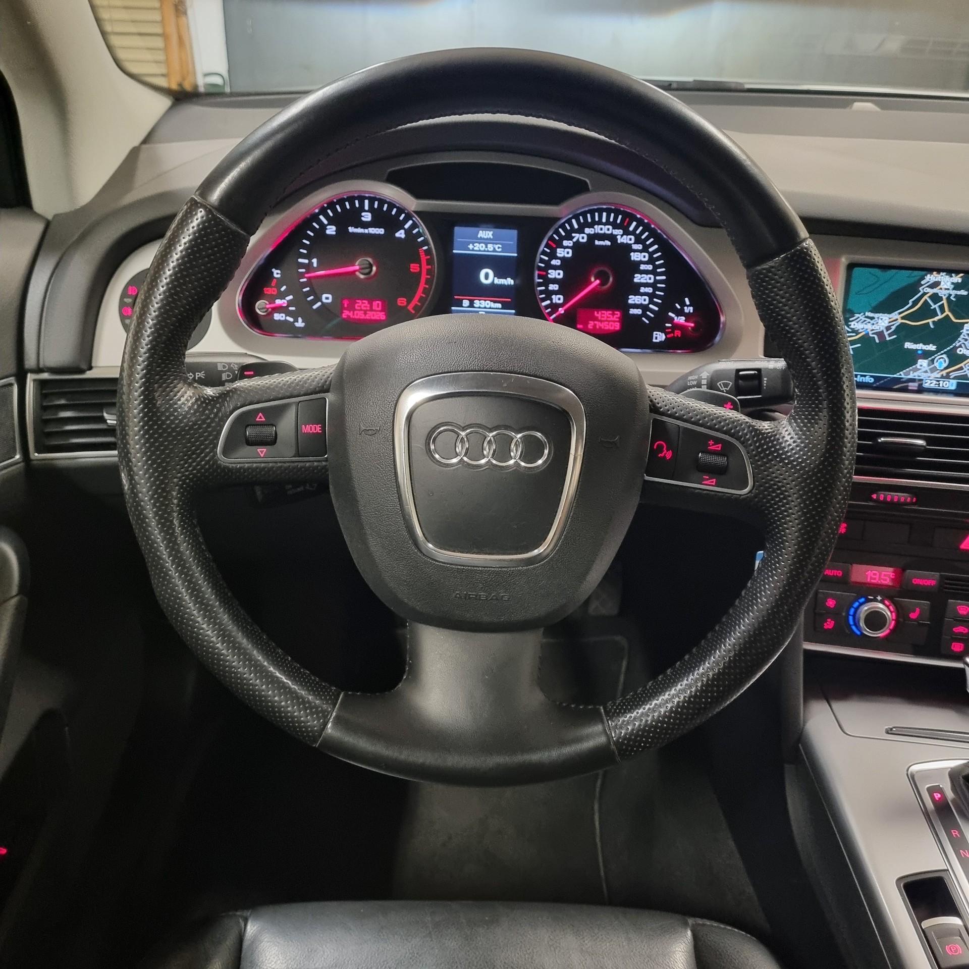 AUDI A6 Avant 3.0 V6 TDI quattro tiptronic-image-14