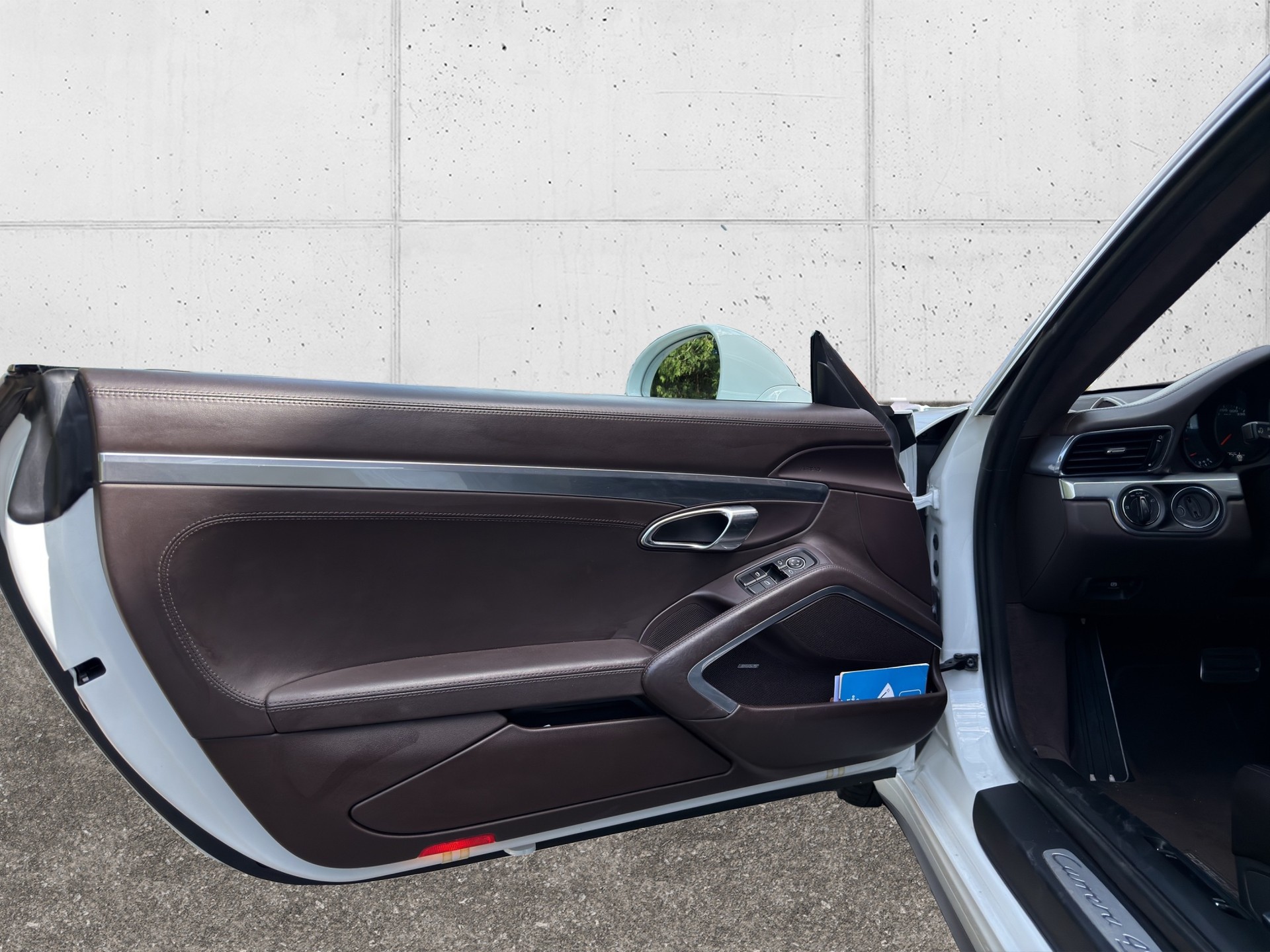 PORSCHE 911 Carrera 4S PDK-image-25