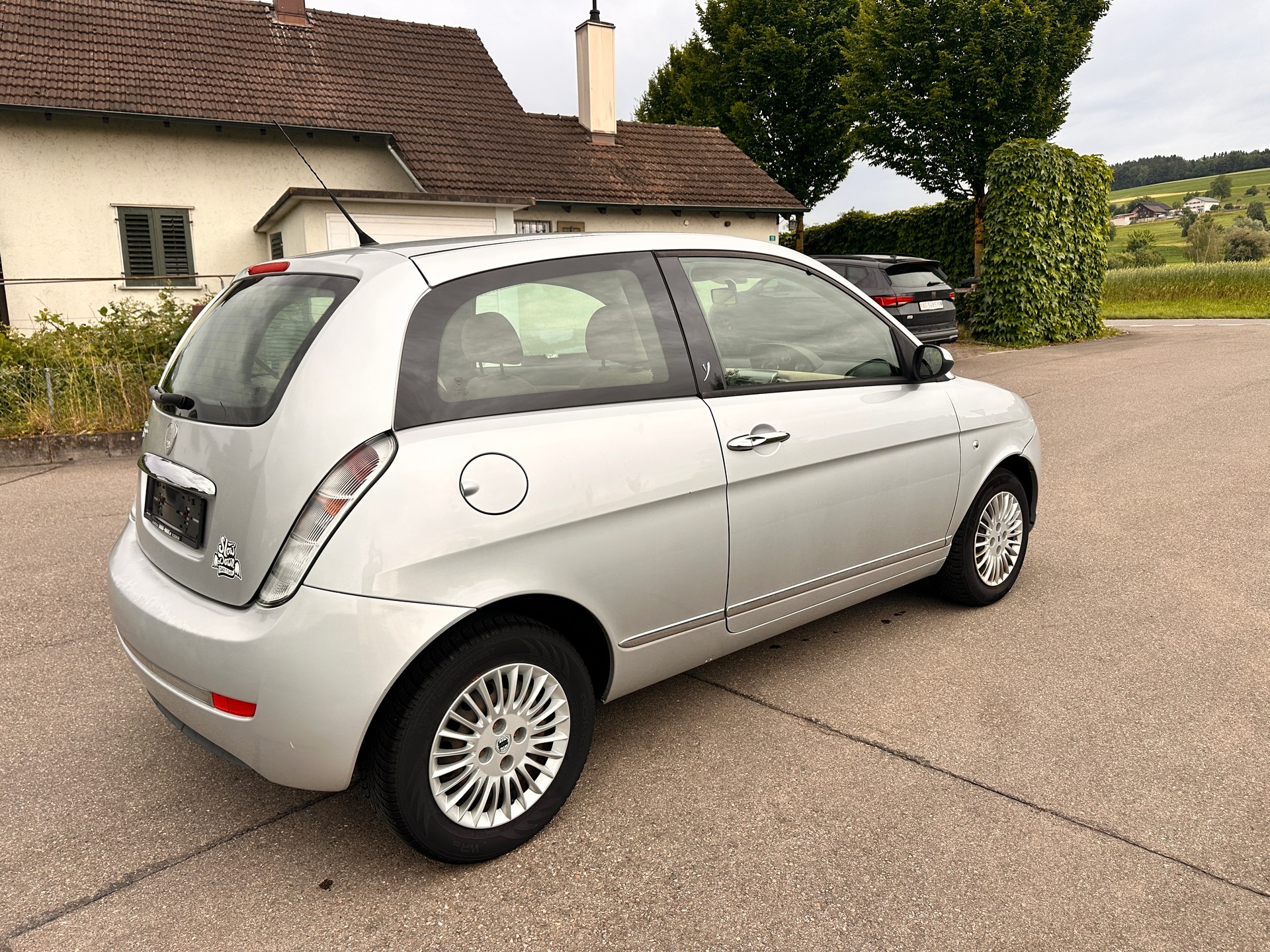 LANCIA Ypsilon 1.4 16V Platino-image-4