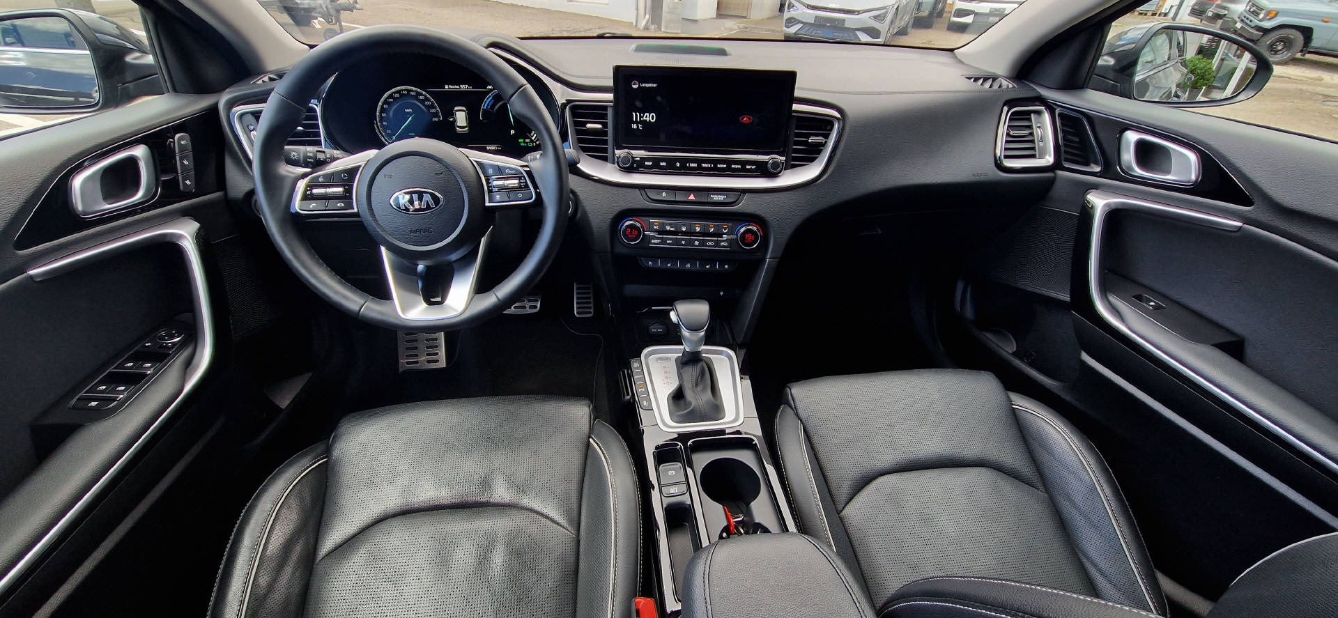 KIA Ceed SW 1.6 GDi Plug-in Hybrid Style-image-7