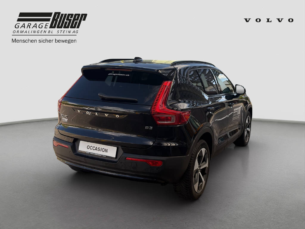 VOLVO XC40 2.0 B3 MH Plus Dark-showroom-element-3