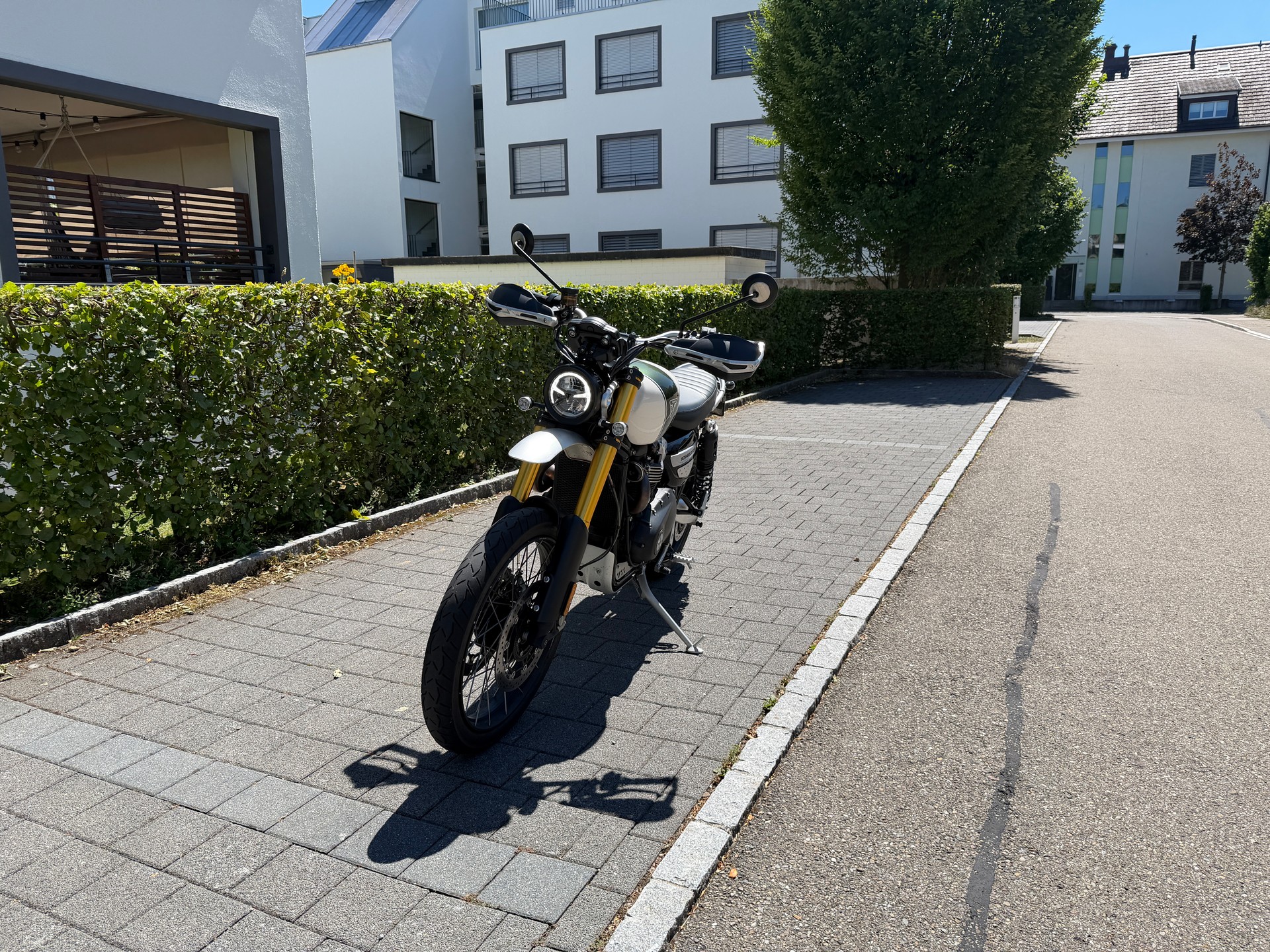 TRIUMPH Scrambler 1200 XE-image-3