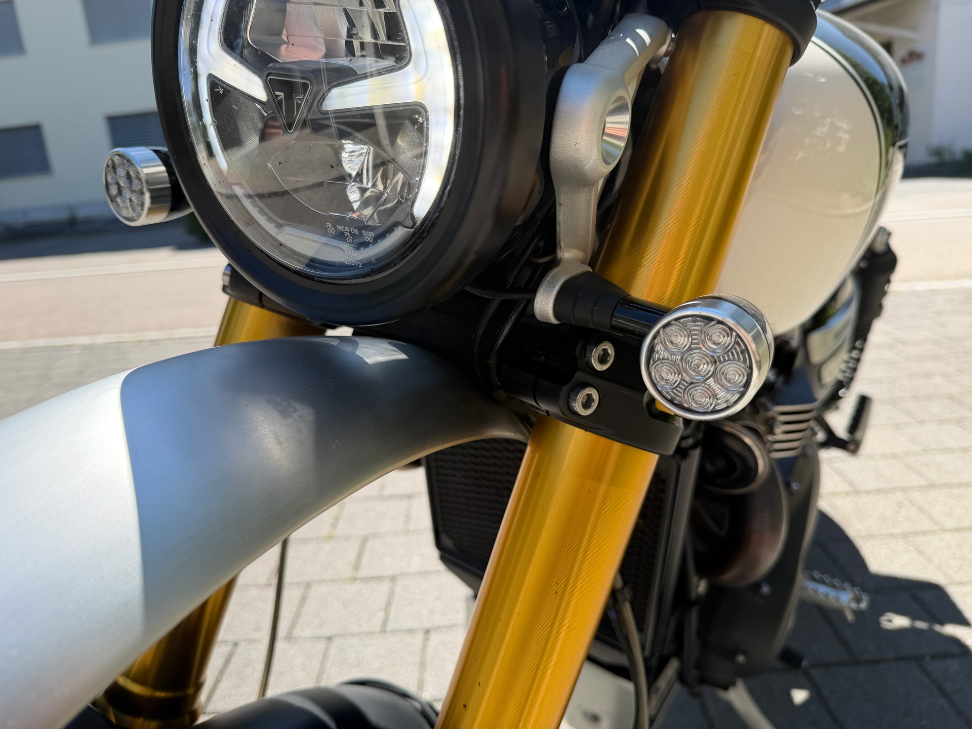 TRIUMPH Scrambler 1200 XE-image-10
