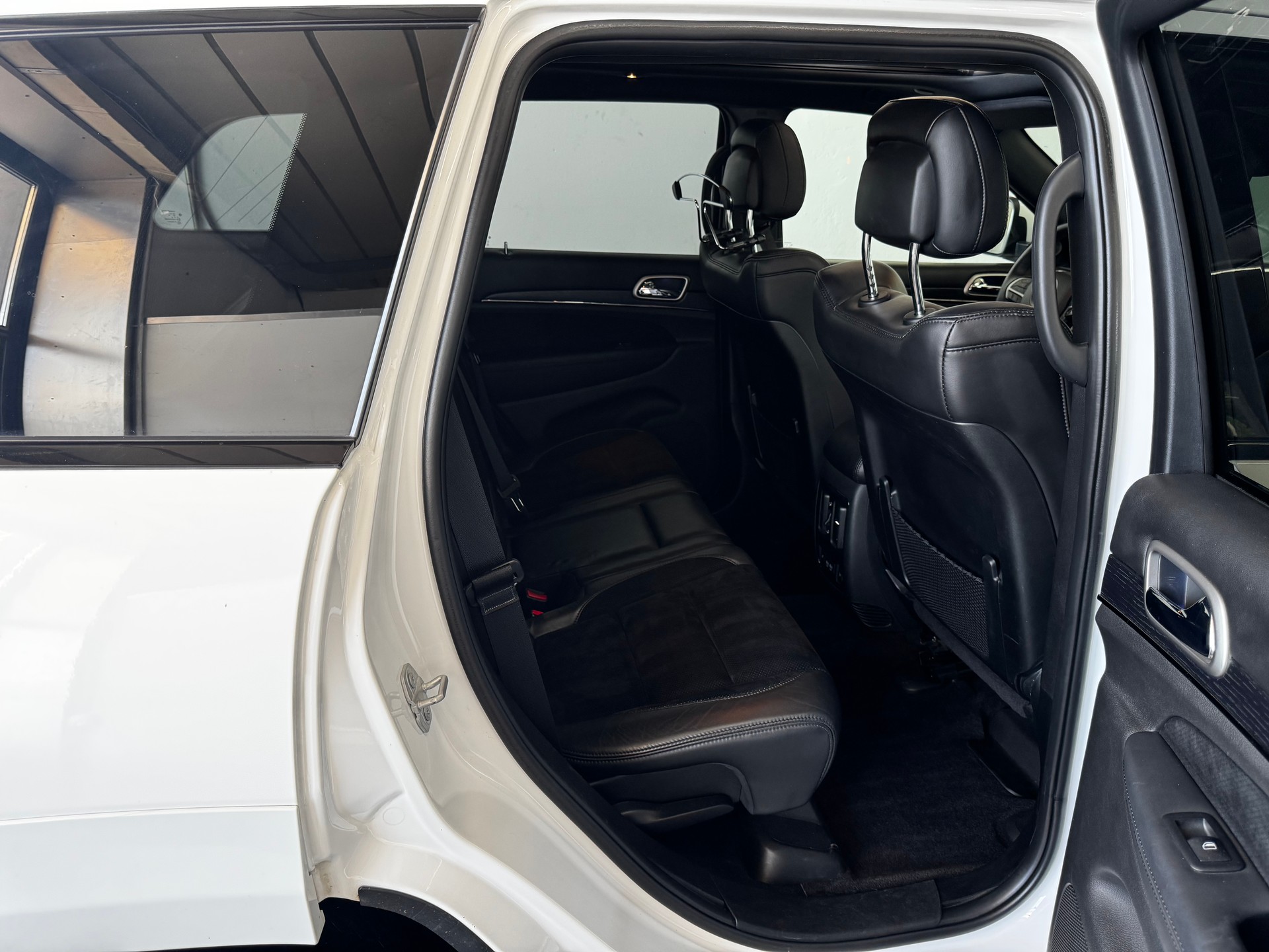 JEEP Grand Cherokee 3.0 CRD S Automatic-image-22