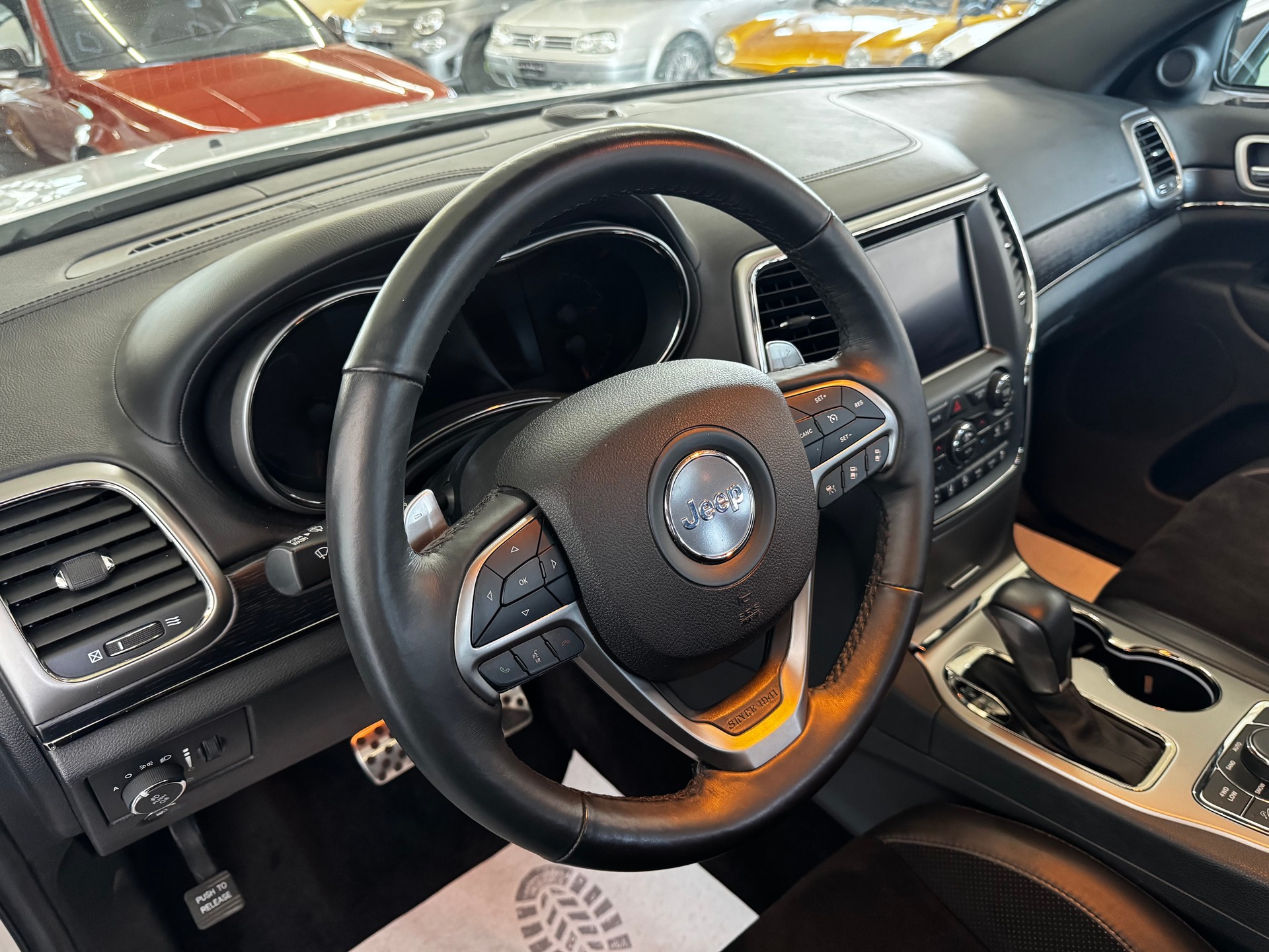 JEEP Grand Cherokee 3.0 CRD S Automatic-image-11