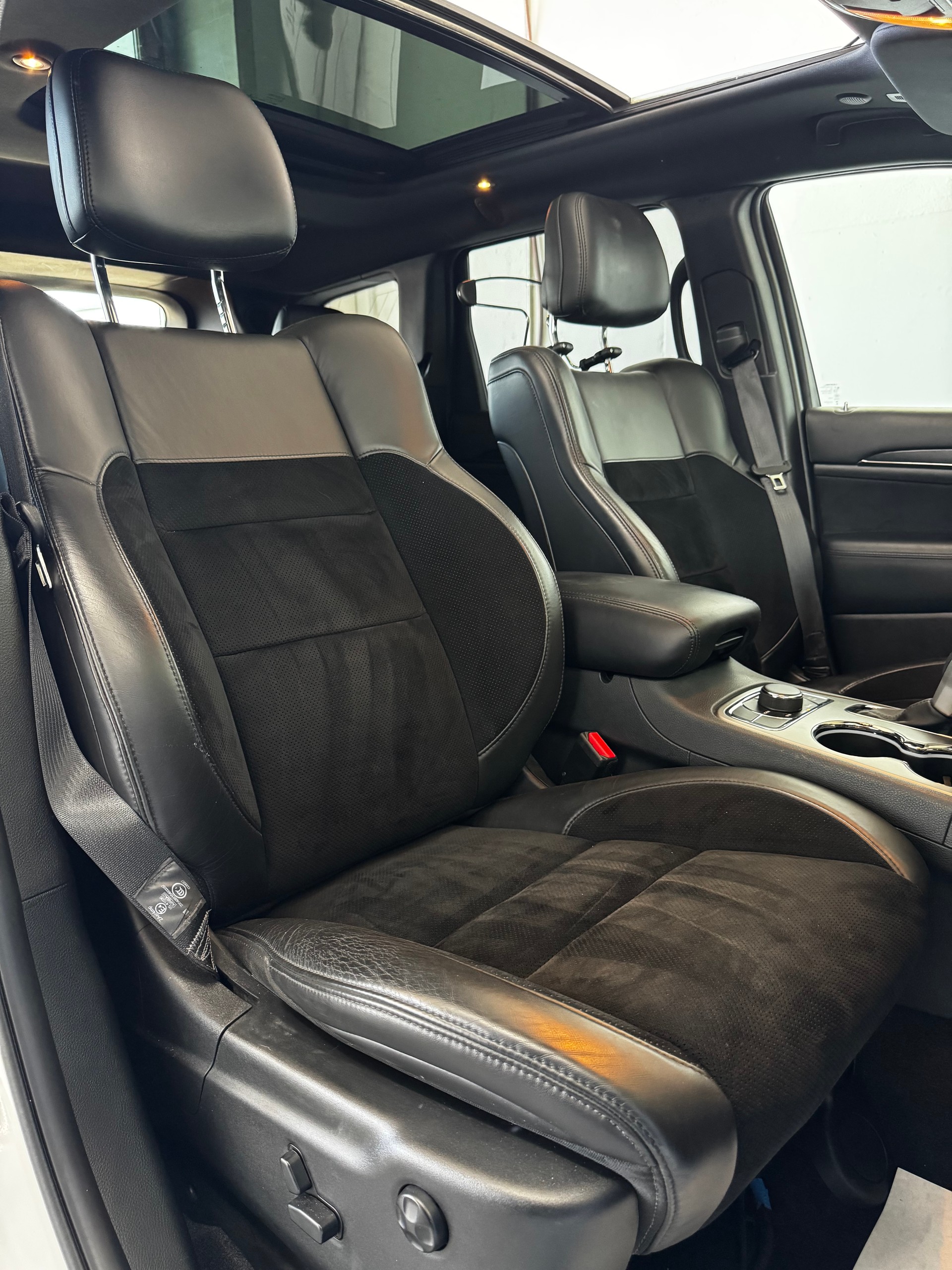 JEEP Grand Cherokee 3.0 CRD S Automatic-image-21