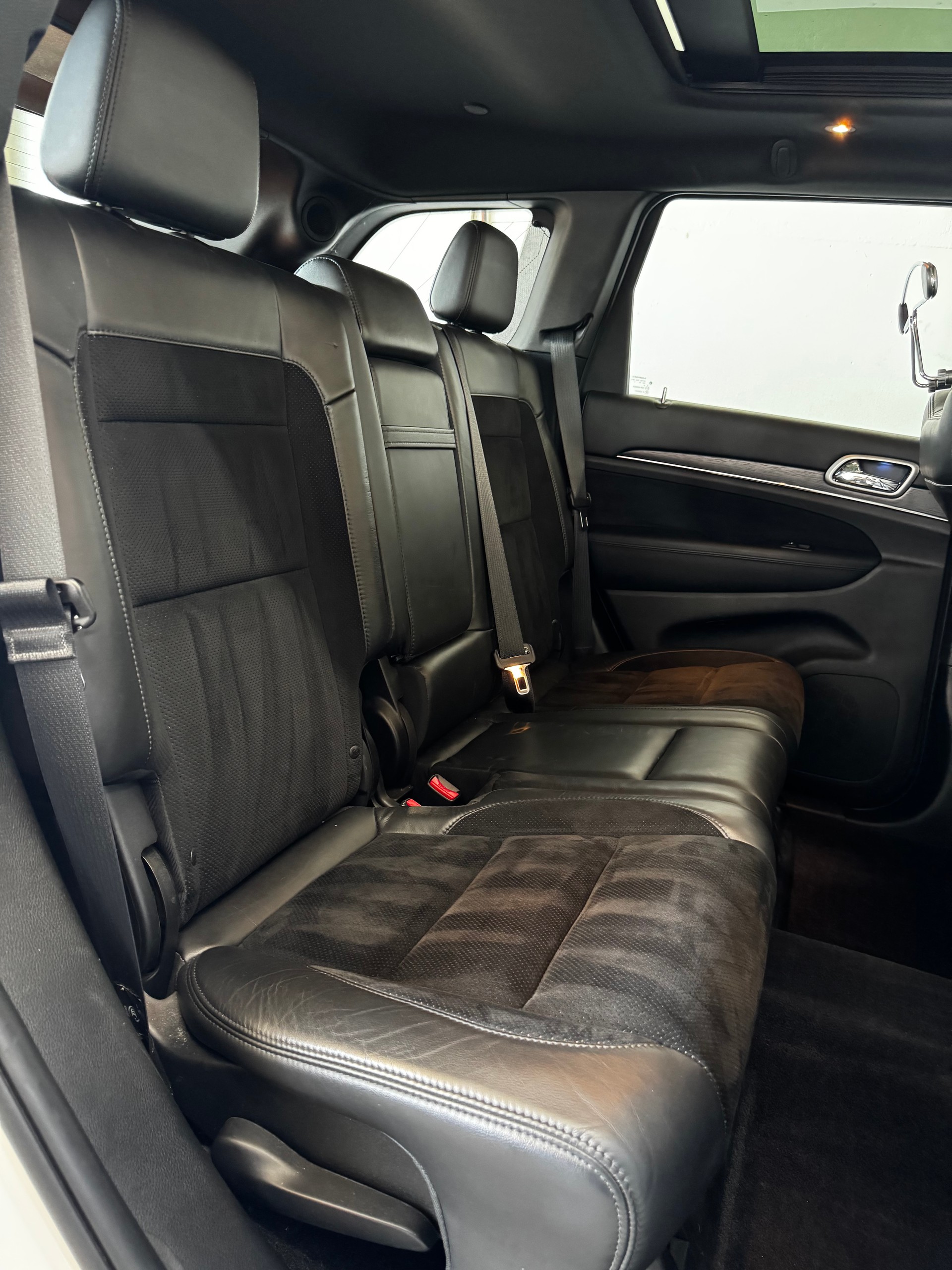JEEP Grand Cherokee 3.0 CRD S Automatic-image-23