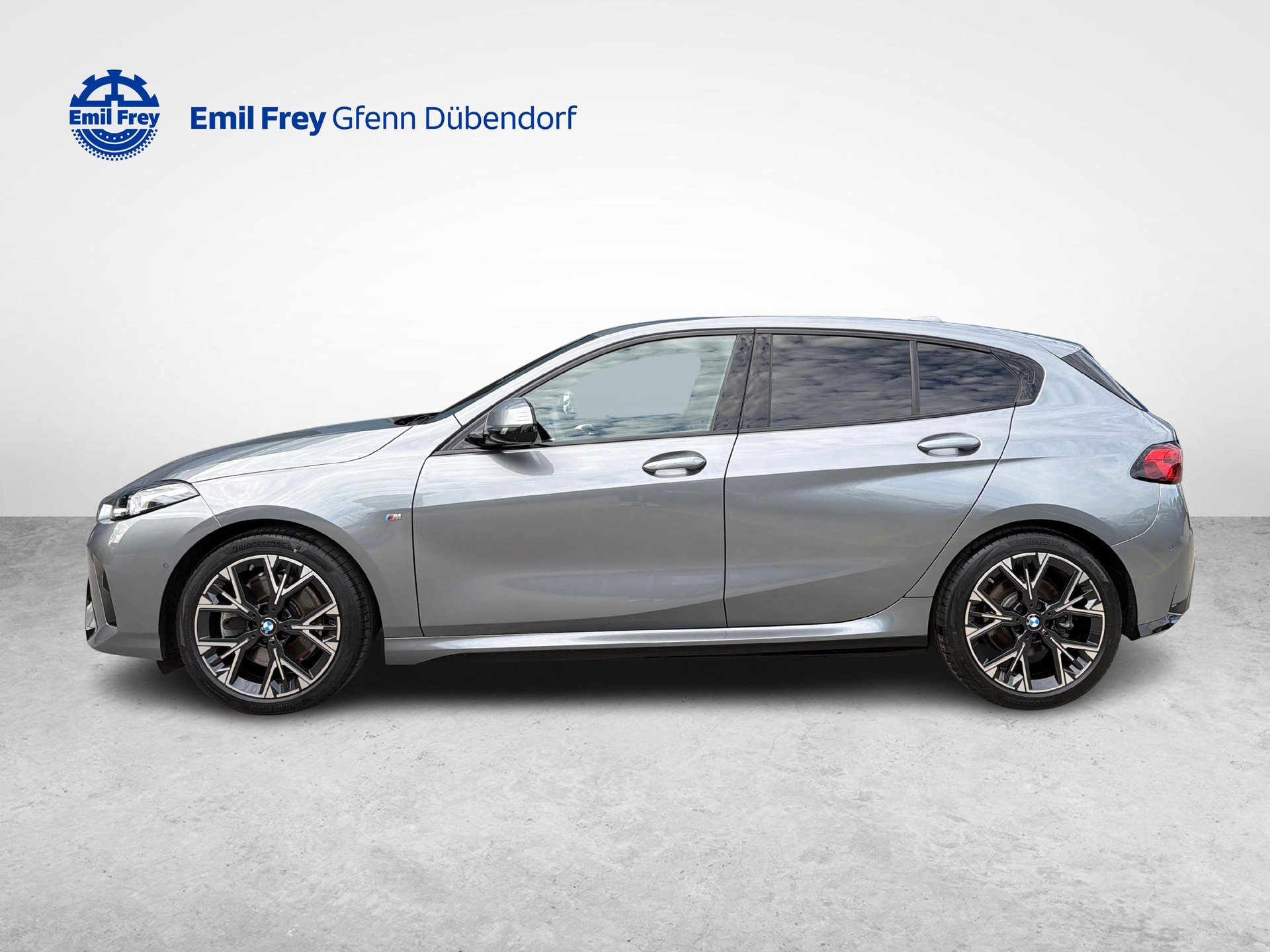 BMW 123 xDrive-image-5