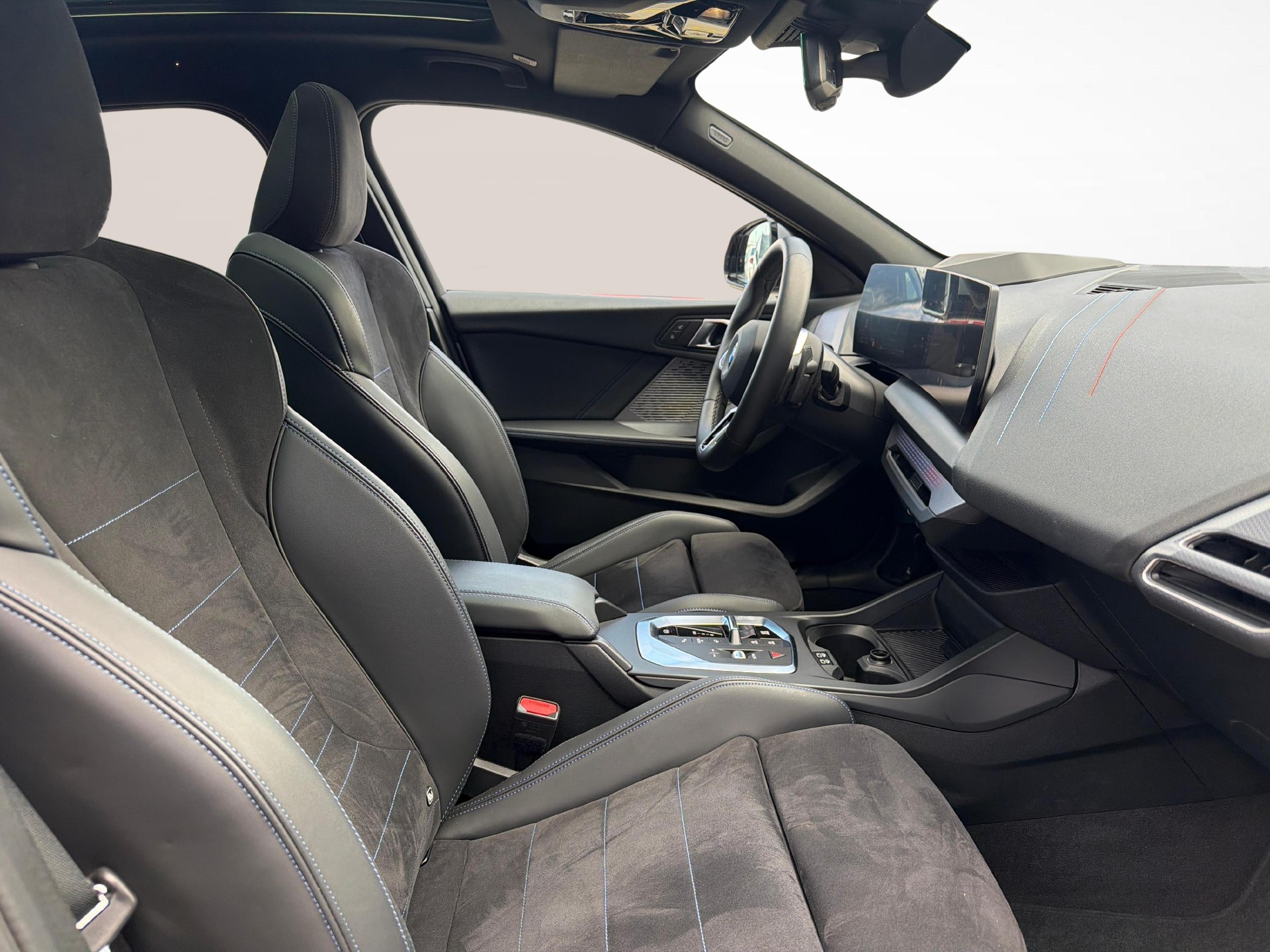 BMW 123 xDrive-image-11