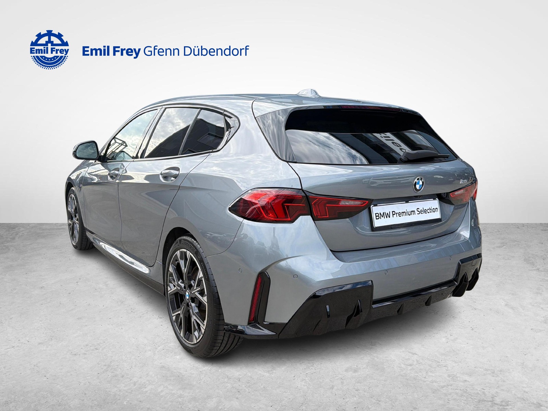 BMW 123 xDrive-image-4