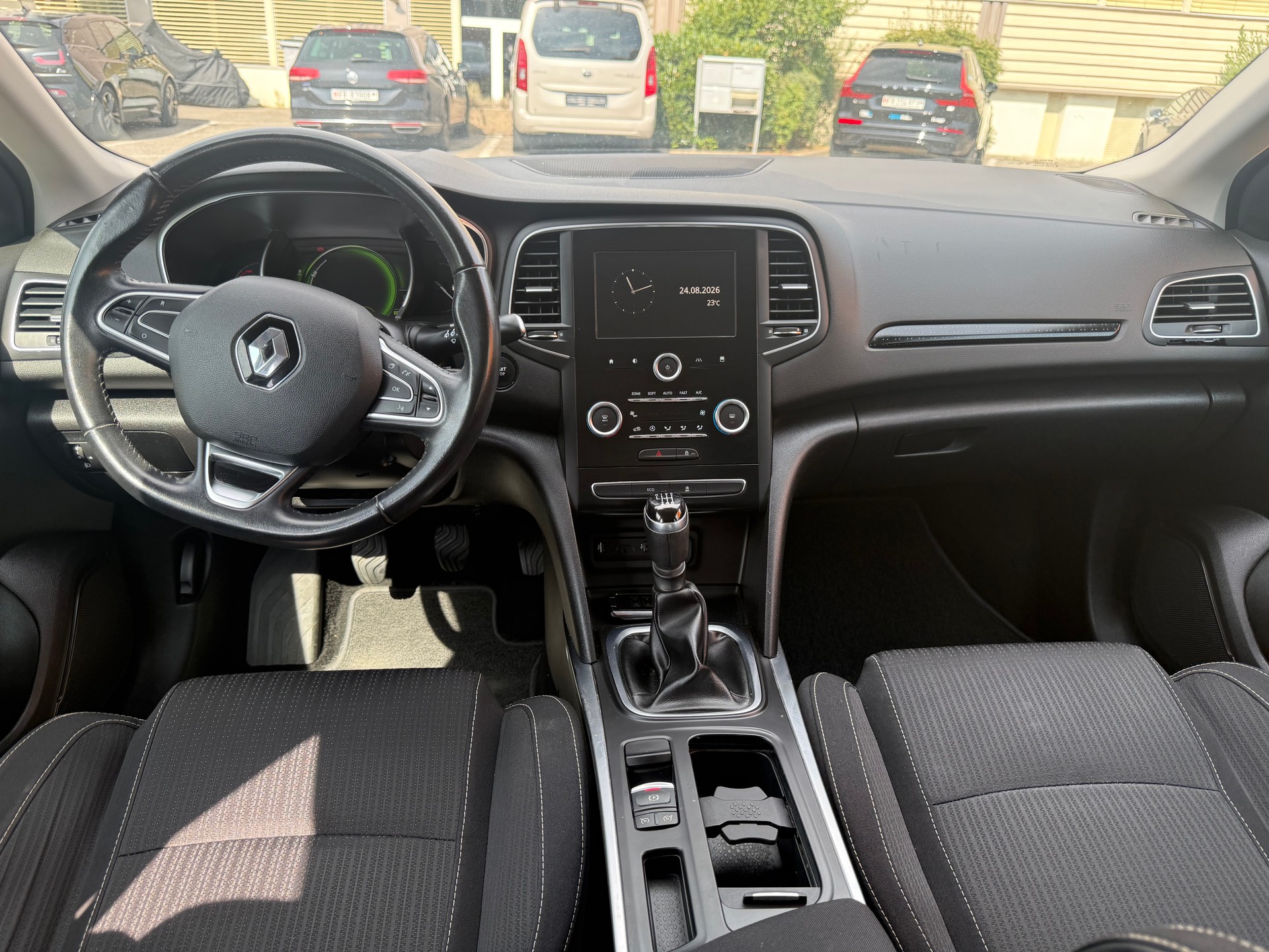 RENAULT Mégane Grandtour 1.2 16V Turbo Zen-image-8