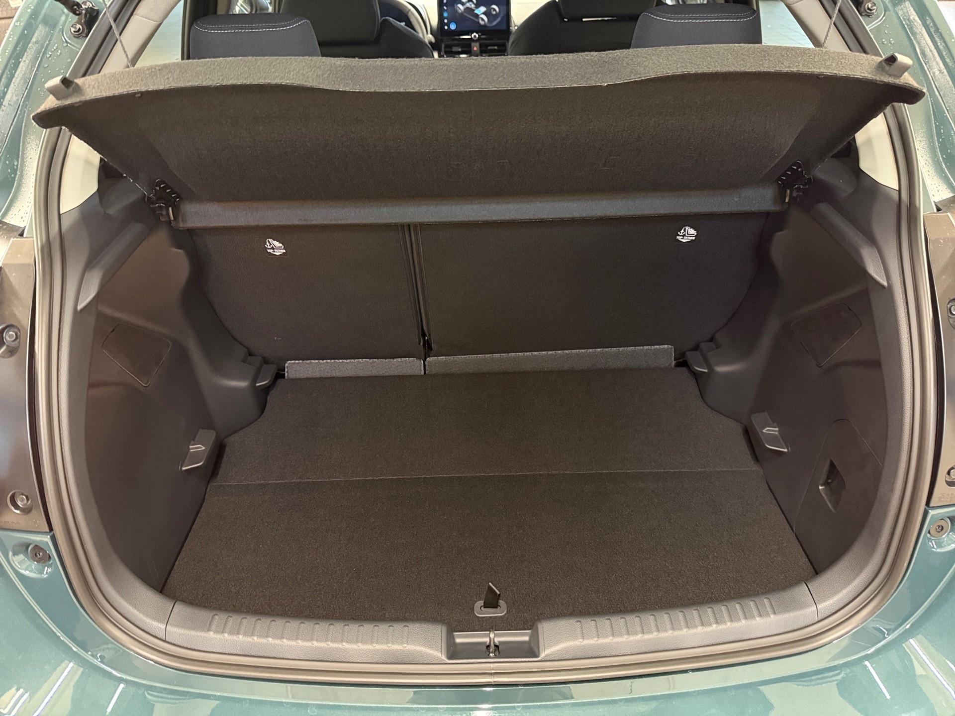 TOYOTA Yaris 1.5 Trend e-CVT-image-10
