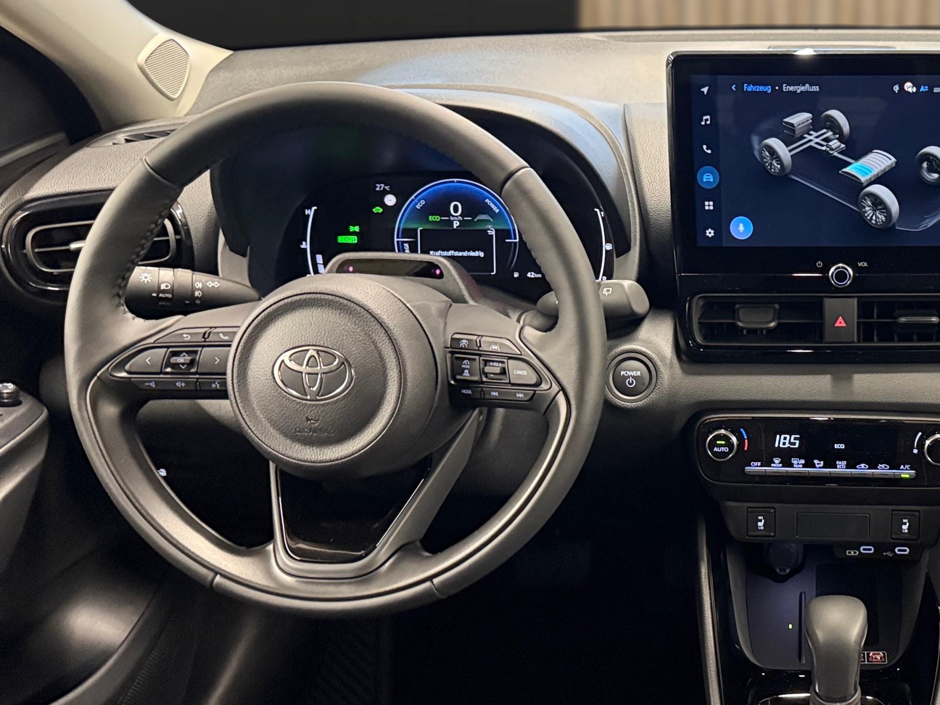 TOYOTA Yaris 1.5 Trend e-CVT-image-12