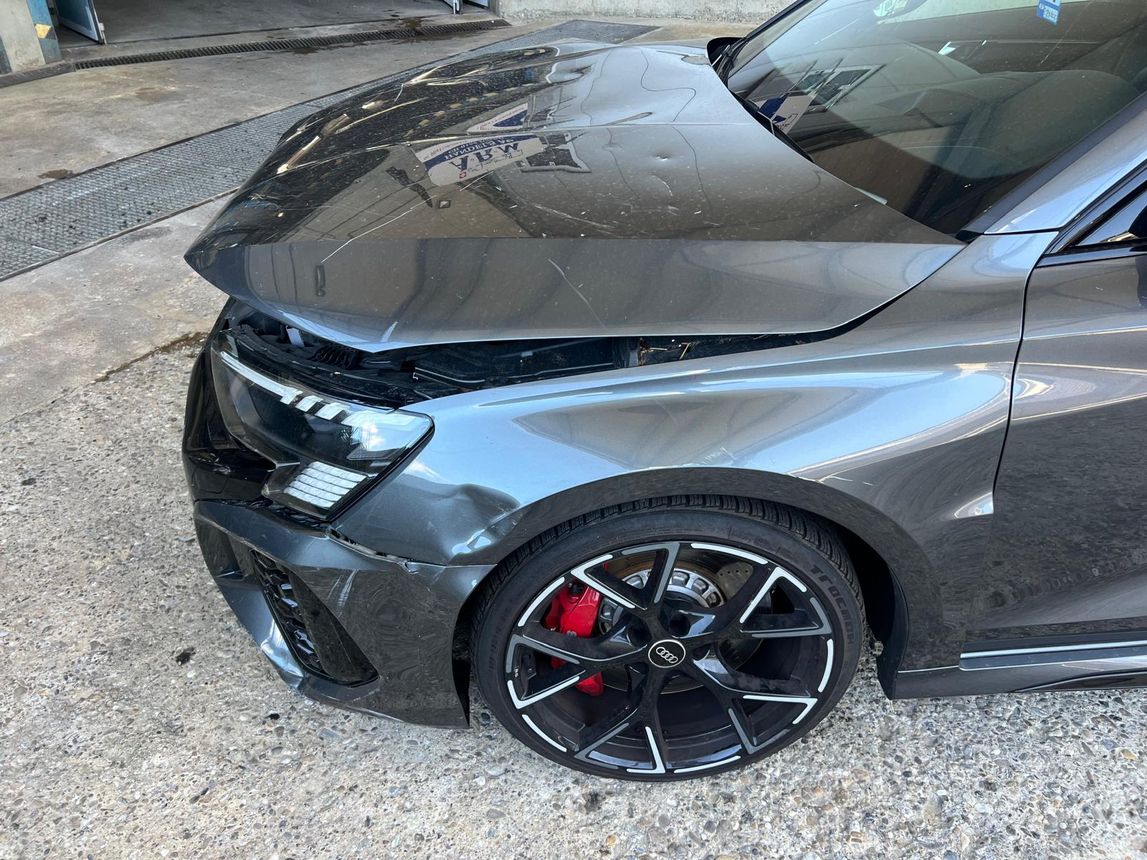 AUDI RS3 Sportback 2.5 TSI quattro S-tronic-image-8