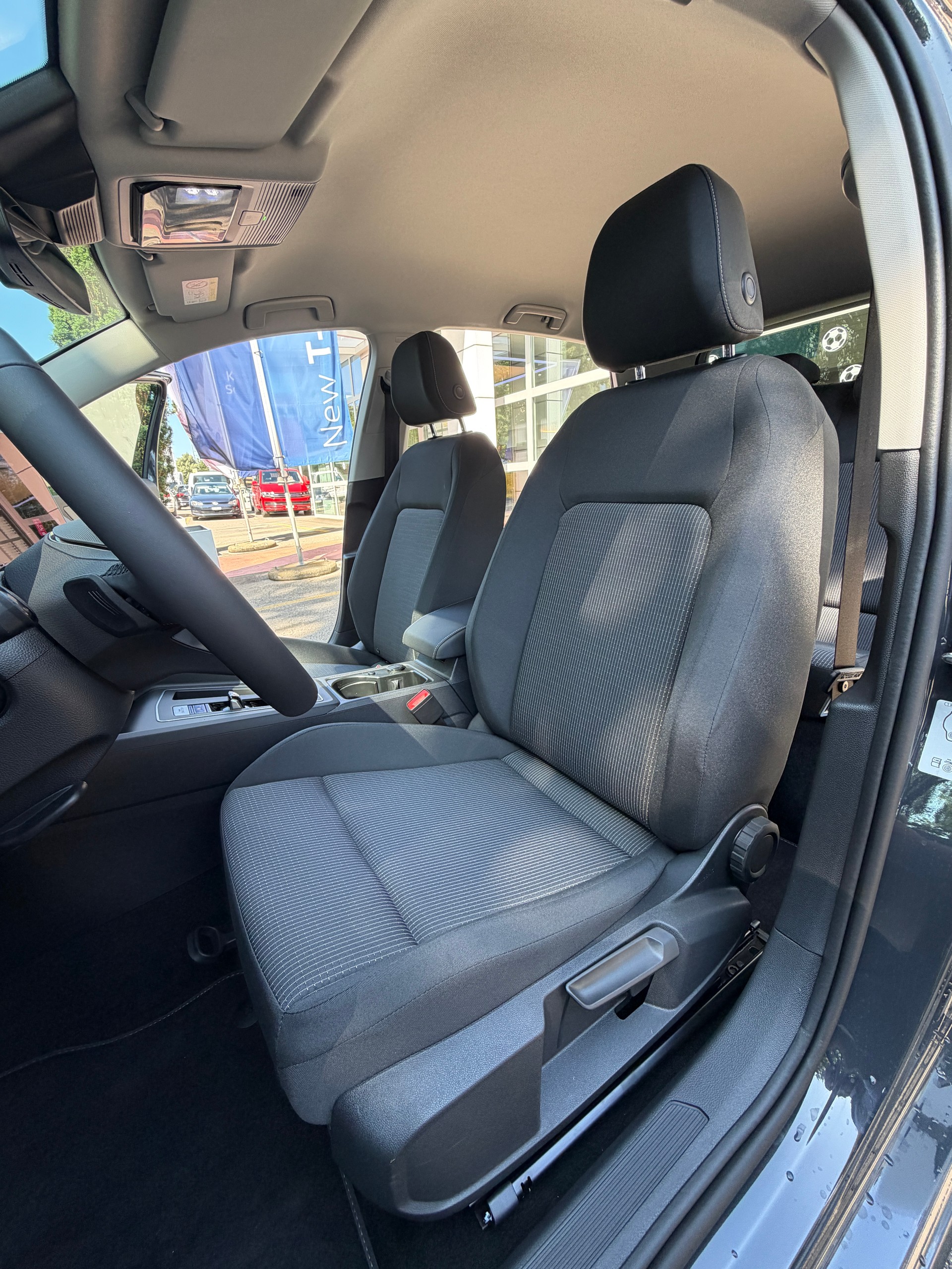 VW Golf 1.5 e TSI mHEV Value DSG-image-11