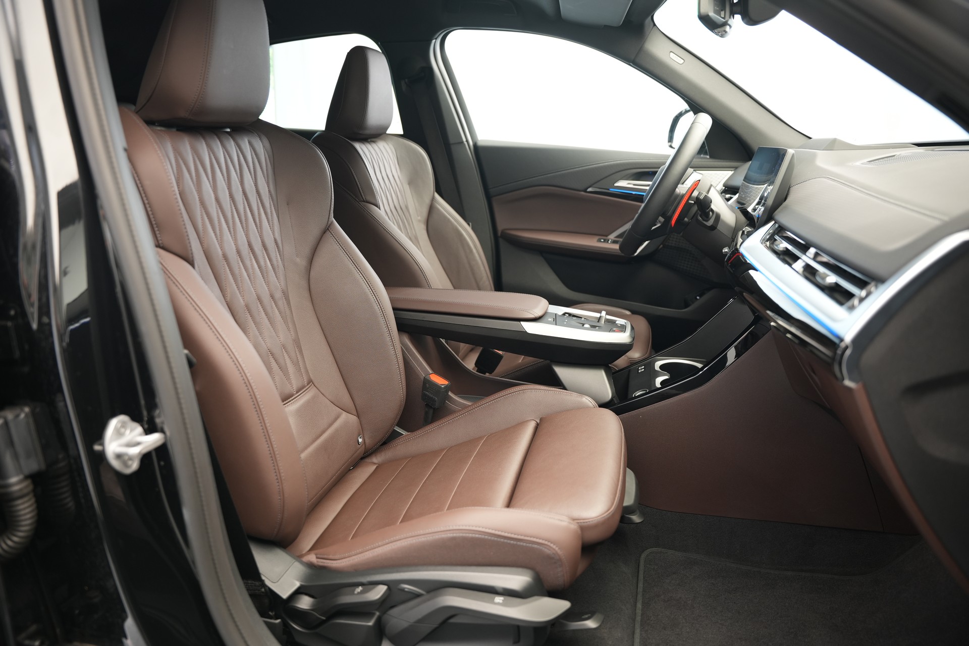 BMW X2 xDrive M35i *HuD* *Harman/Kardon* *AHK*-image-12