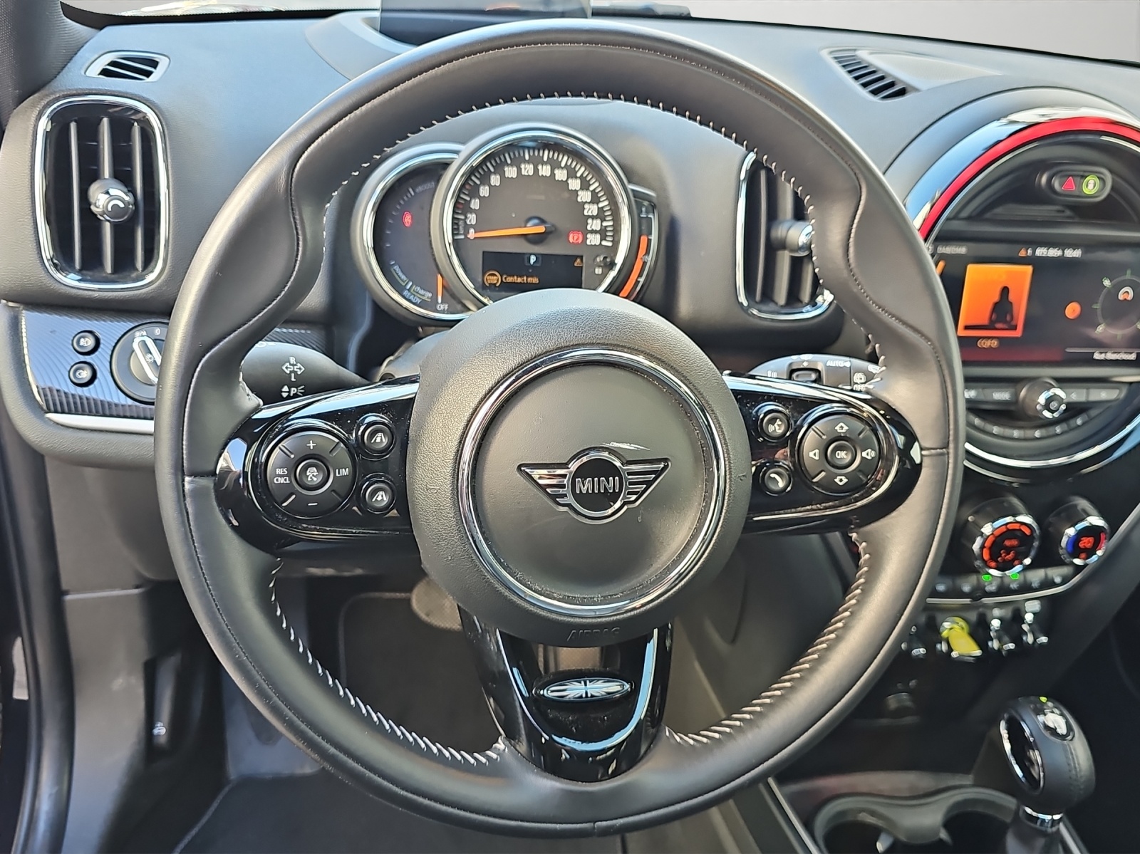 MINI Countryman F60 1.5i Cooper S E ALL4-image-7