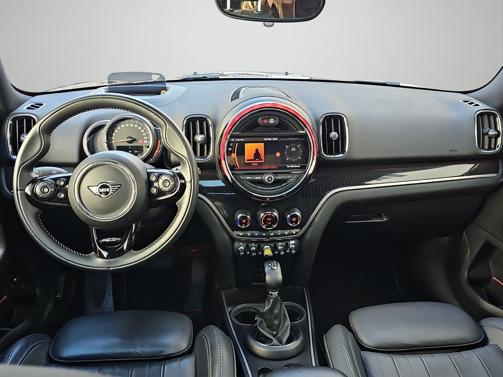 MINI Countryman F60 1.5i Cooper S E ALL4-image-12