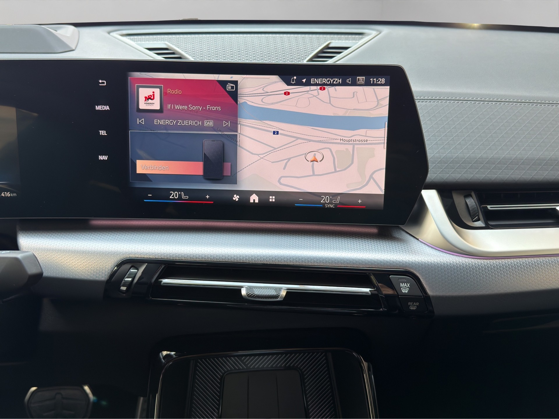 BMW iX2 xDrive 30 M Sport Pro-image-16