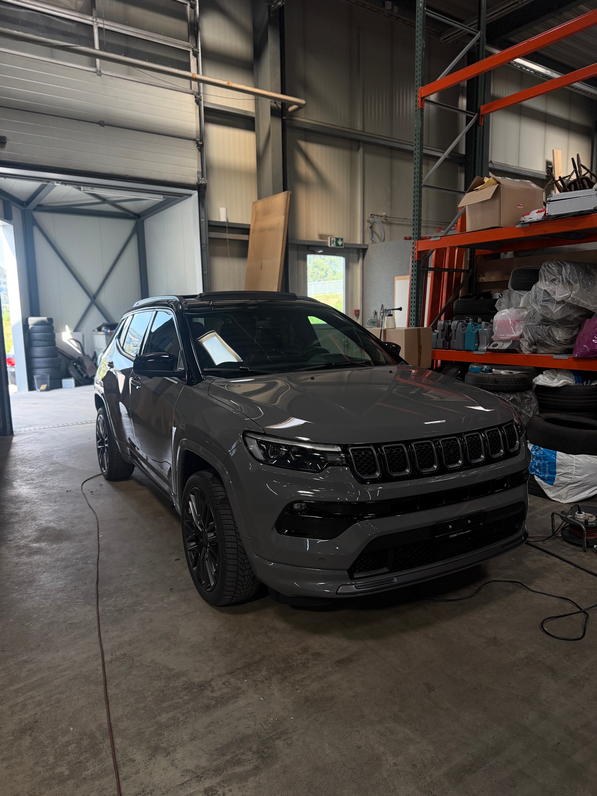 JEEP Compass 1.3 T PHEV S AWD-image-9