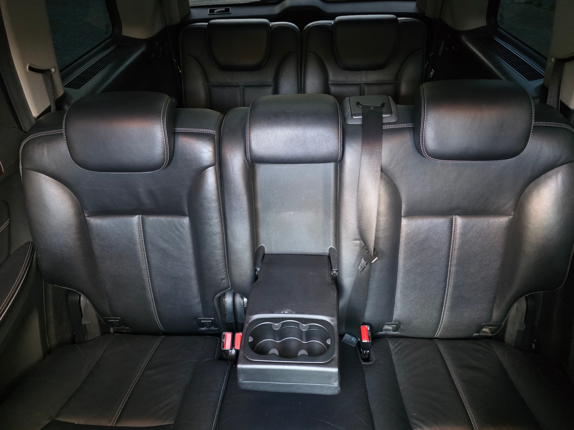 MERCEDES-BENZ GL 320 CDI 4Matic 7G-Tronic-image-12