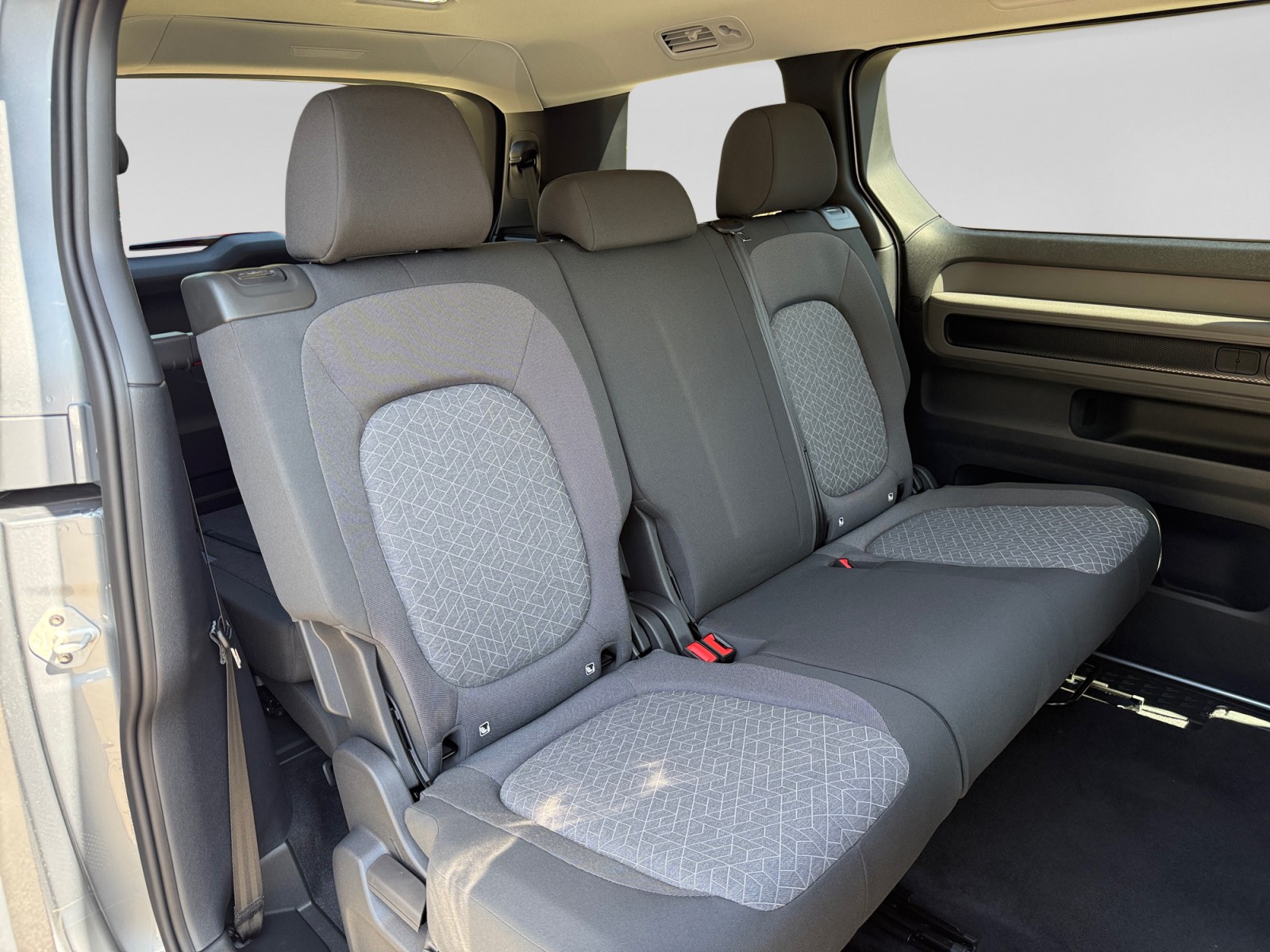 VW ID.Buzz LWB 91kWh Pro Energy-image-21