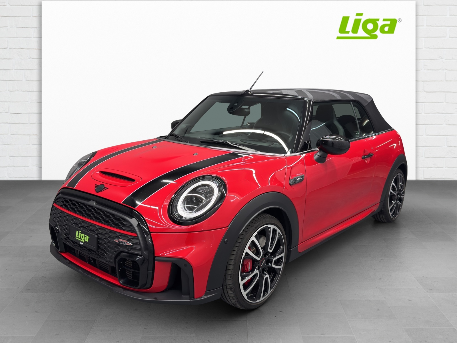 MINI Cabrio 2.0i John Cooper Works SAG-showroom-element-1