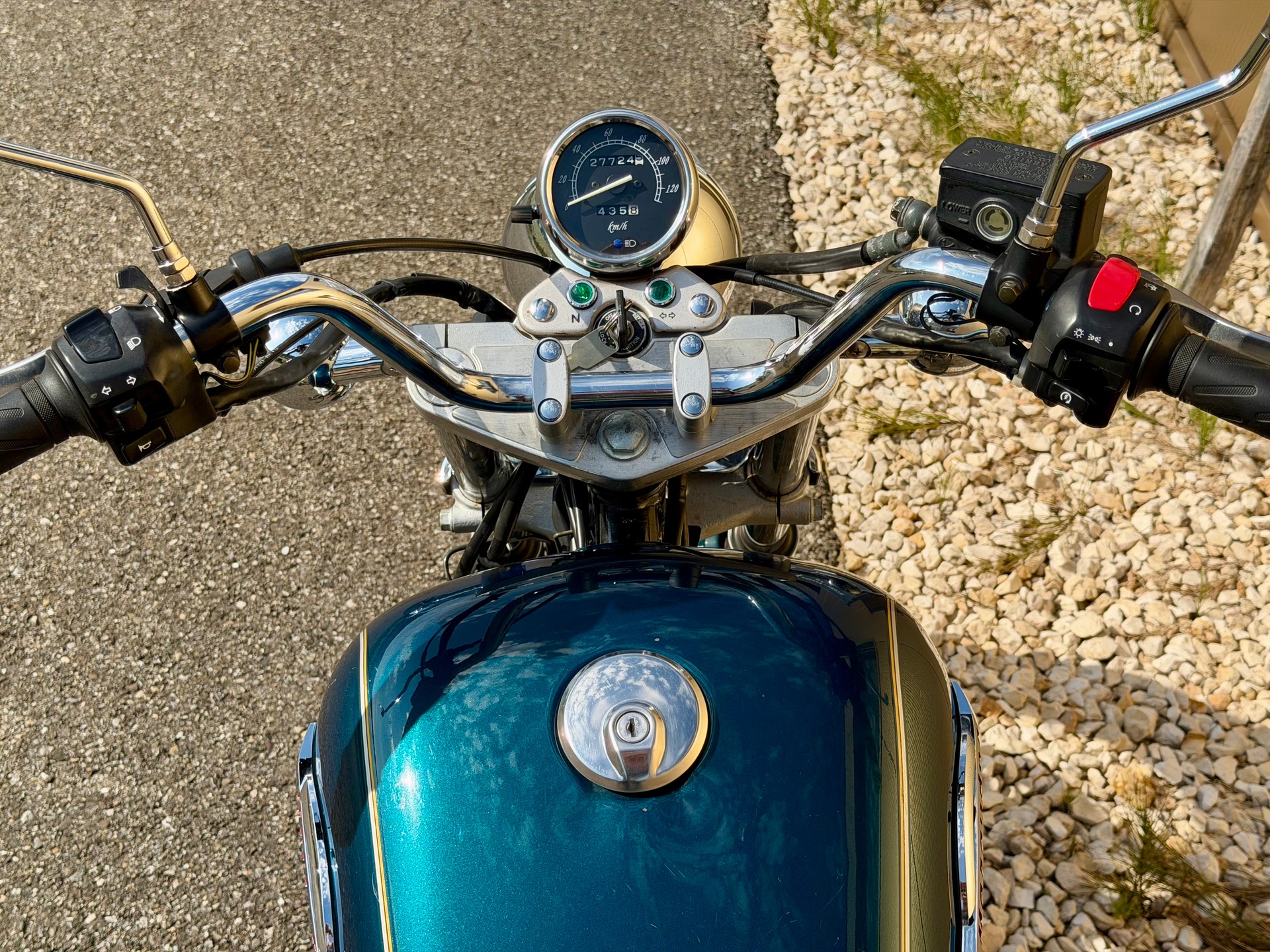SUZUKI GZ 125 Marauder-image-15