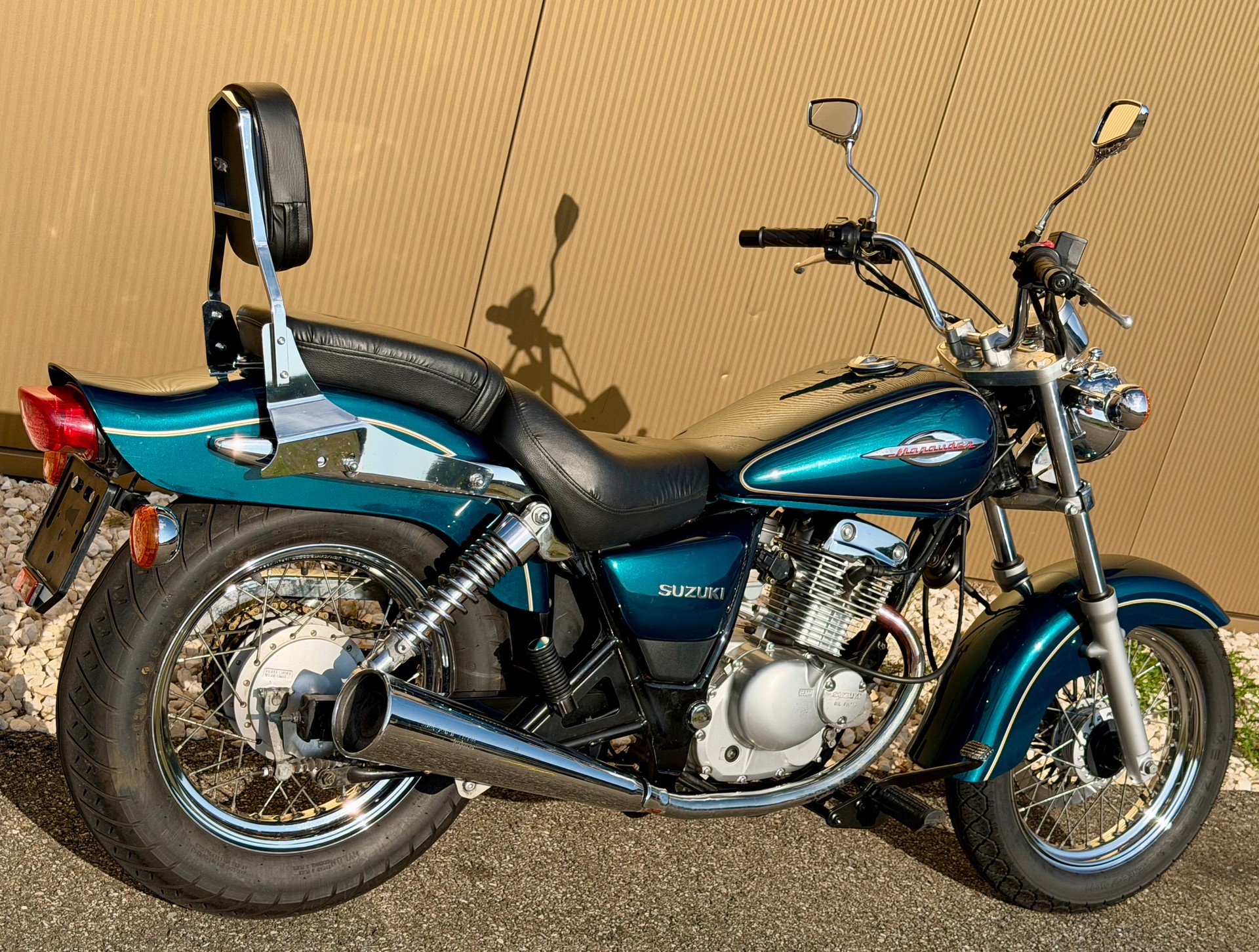 SUZUKI GZ 125 Marauder-image-4