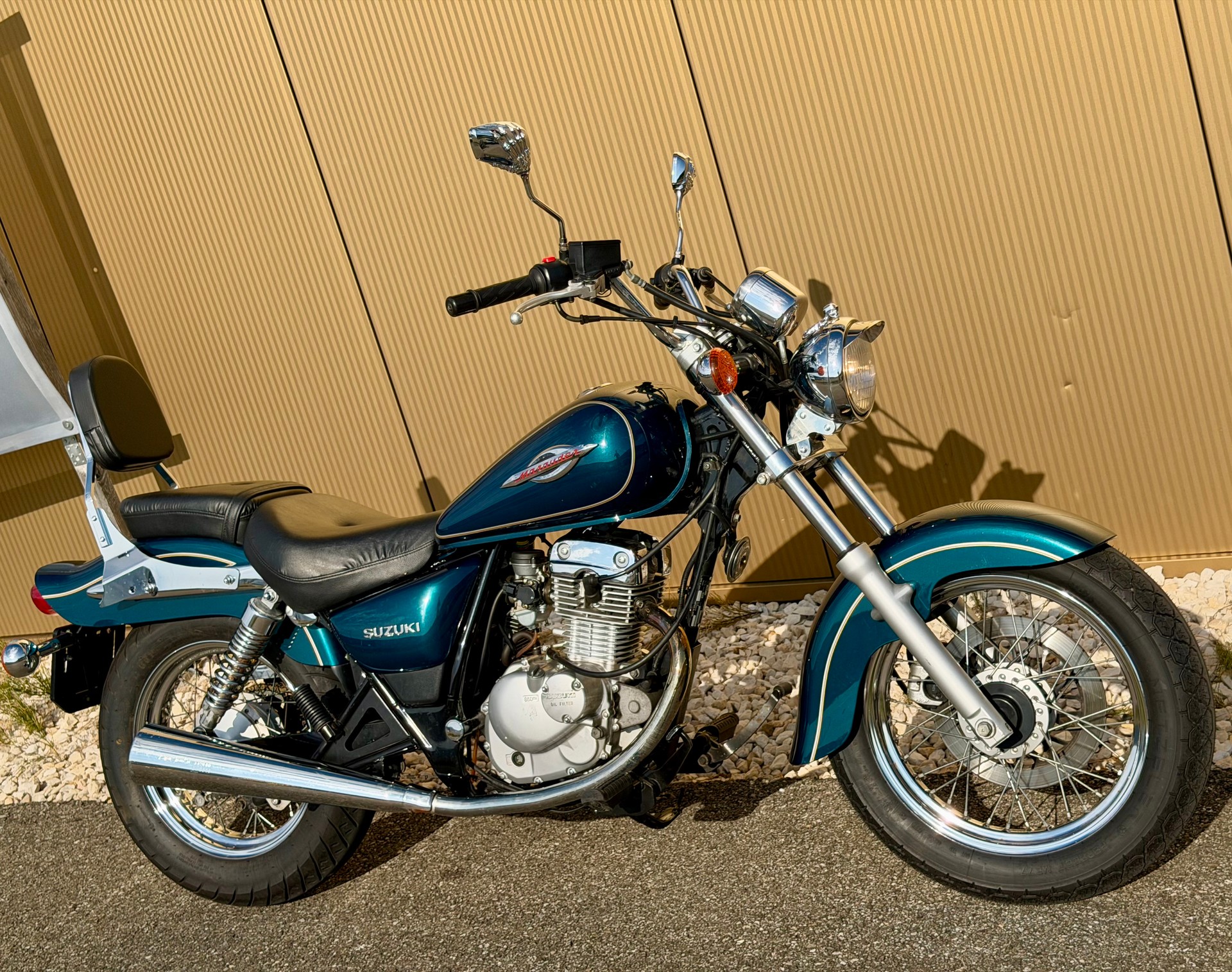 SUZUKI GZ 125 Marauder-image-2