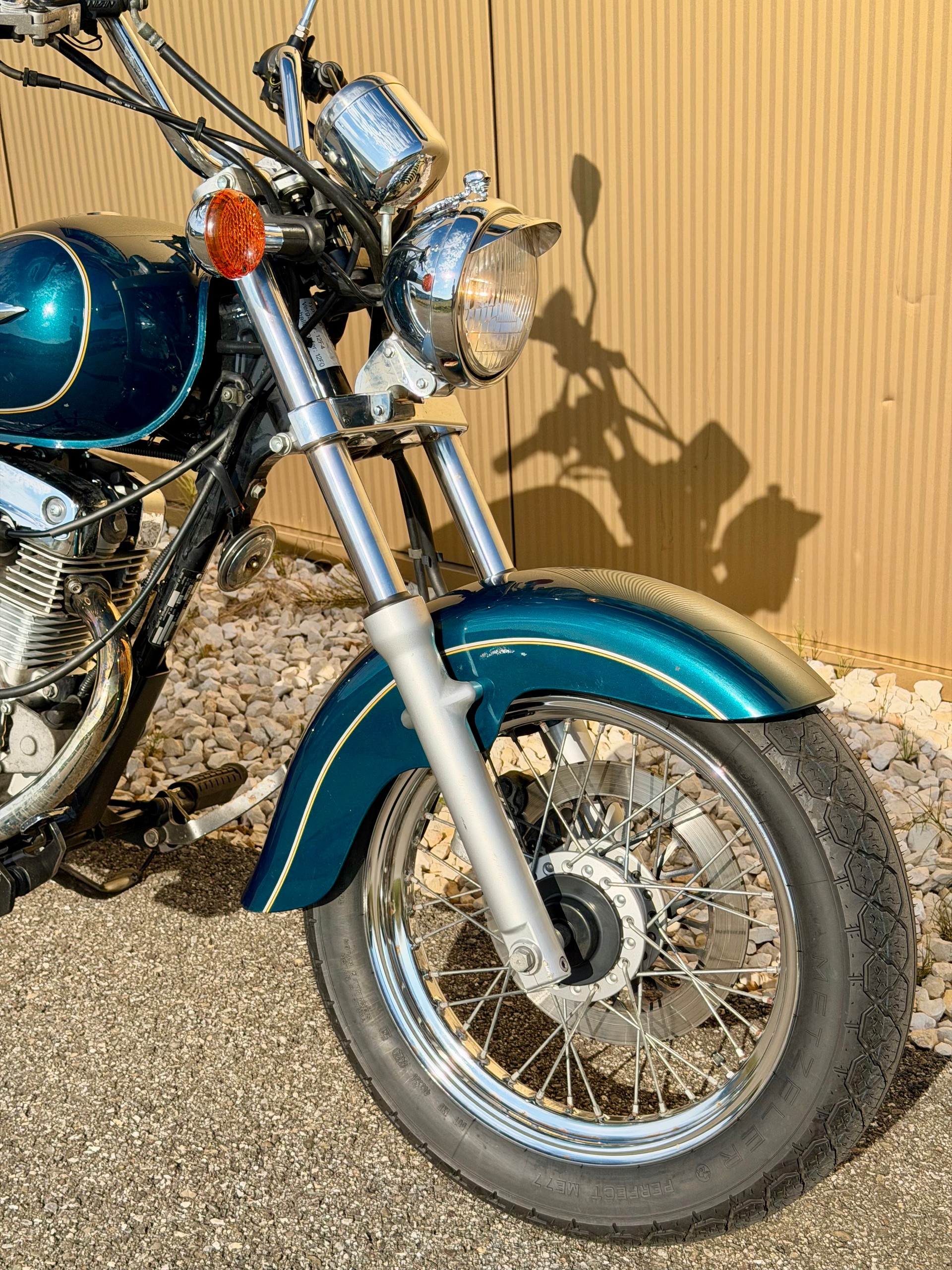 SUZUKI GZ 125 Marauder-image-1