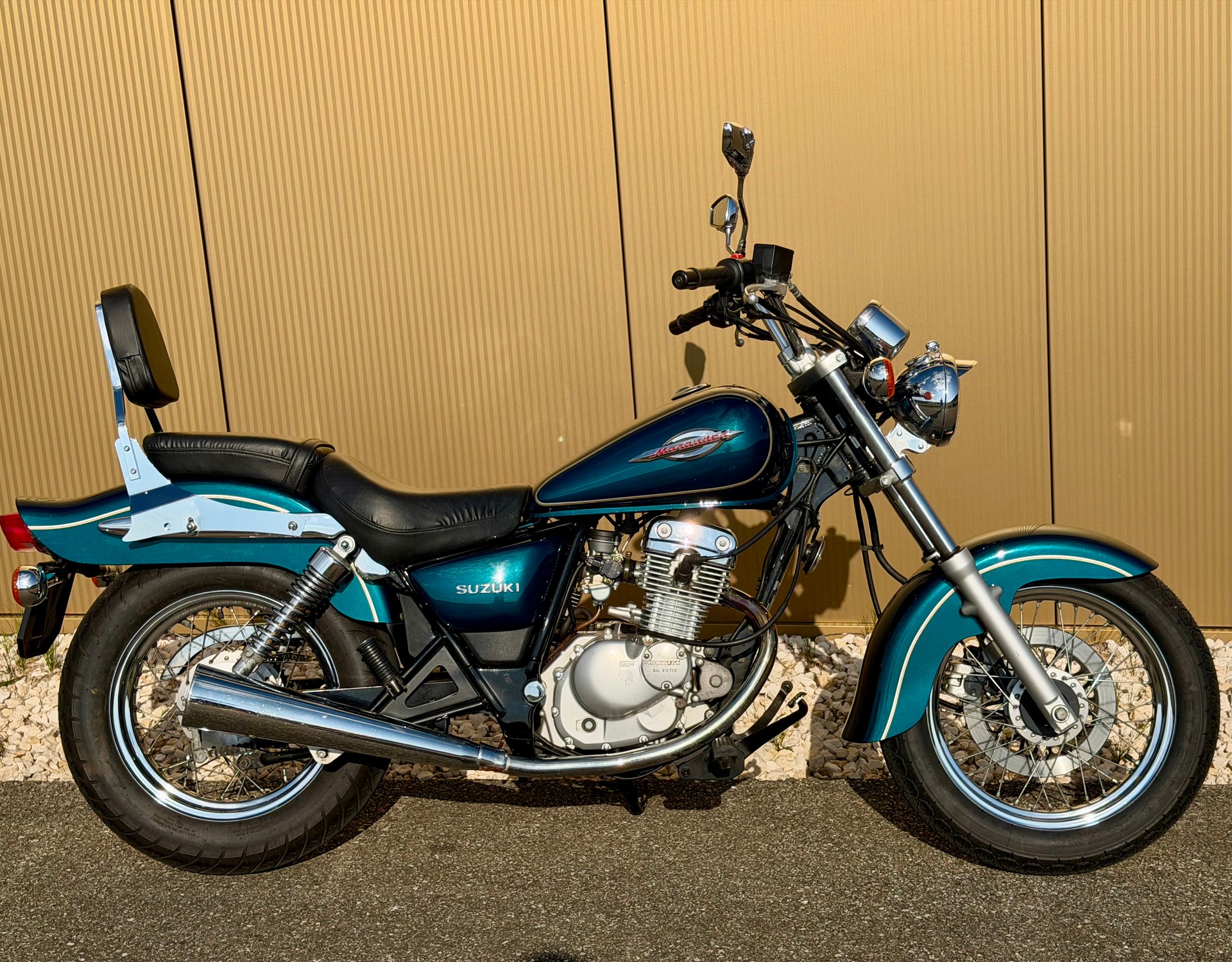 SUZUKI GZ 125 Marauder-image-3