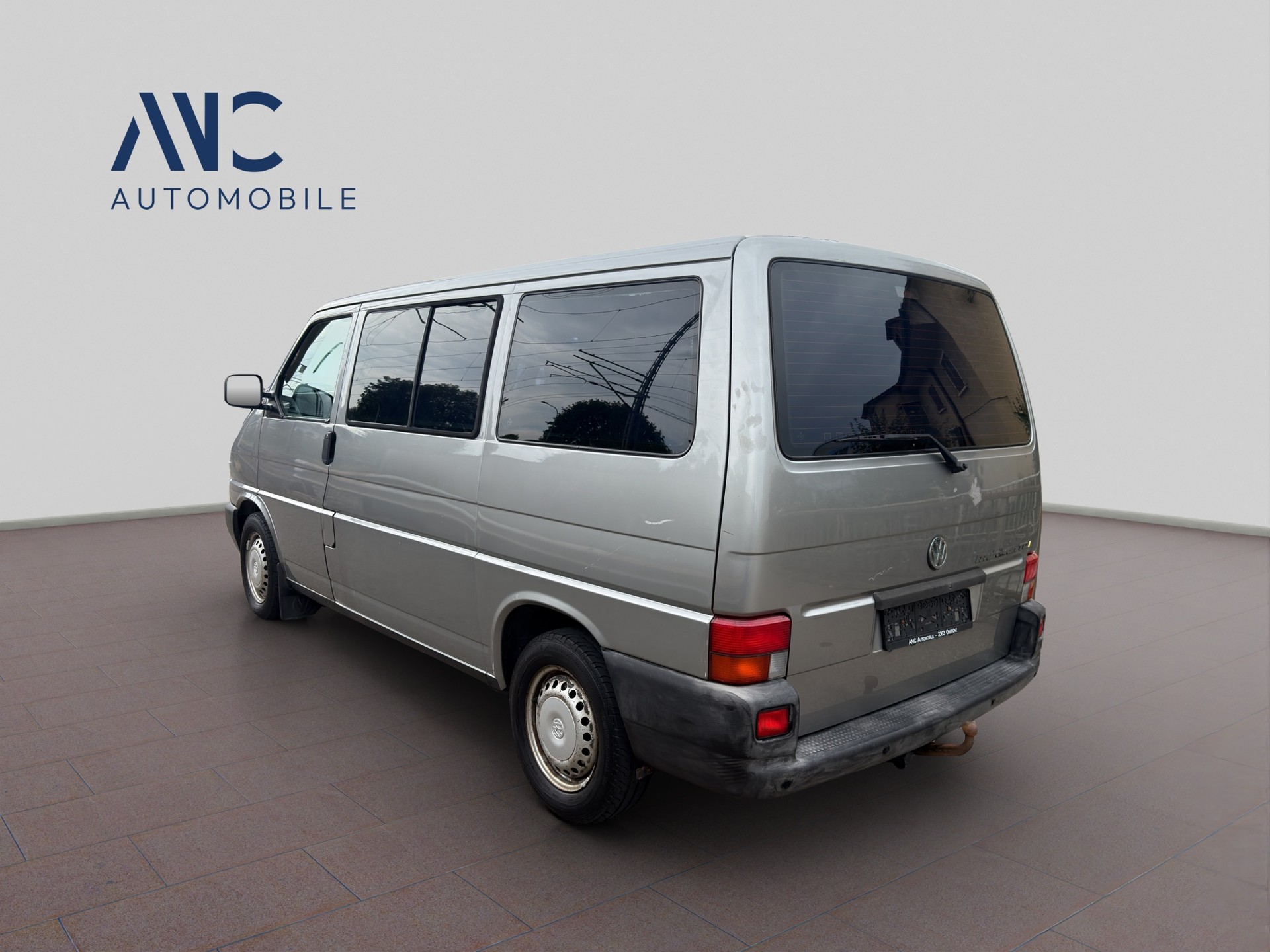 VW T4 Multivan 2.5TDI ABS-showroom-element-3