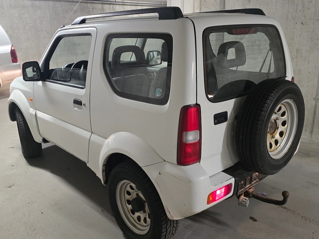 SUZUKI Jimny 1.3 16V JLX Top-image-7
