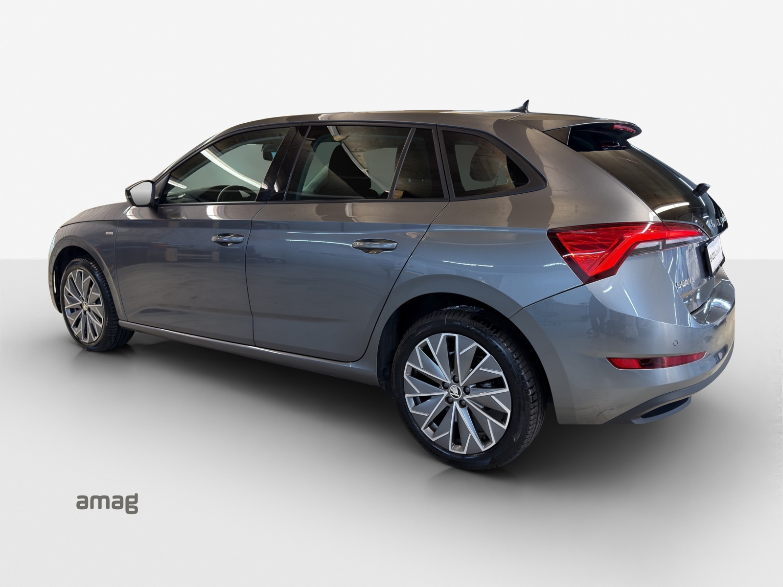 SKODA Scala 1.5 TSI ACT Tour DSG-showroom-element-2