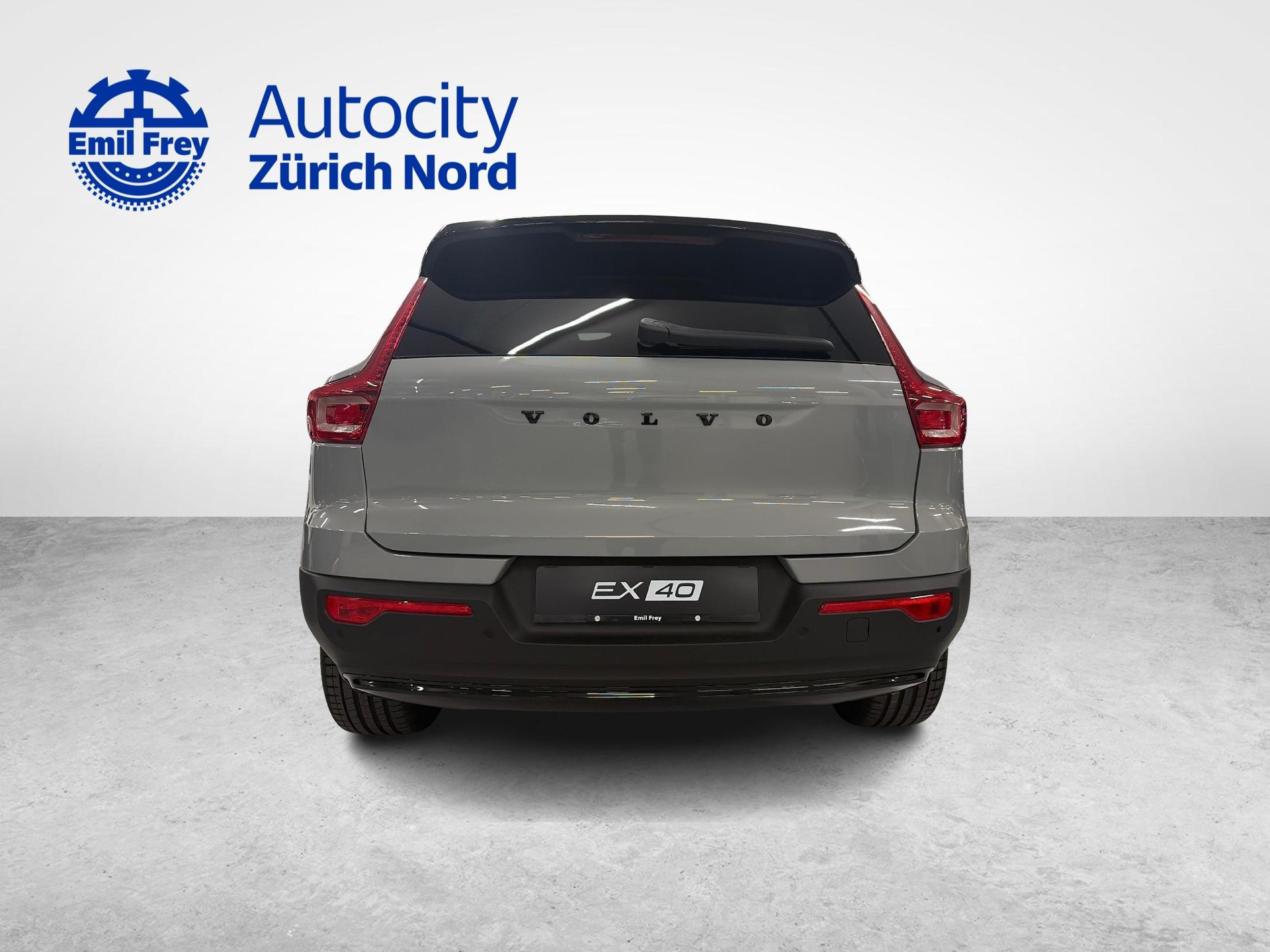 VOLVO EX40 Twin Black Edition AWD-showroom-element-3