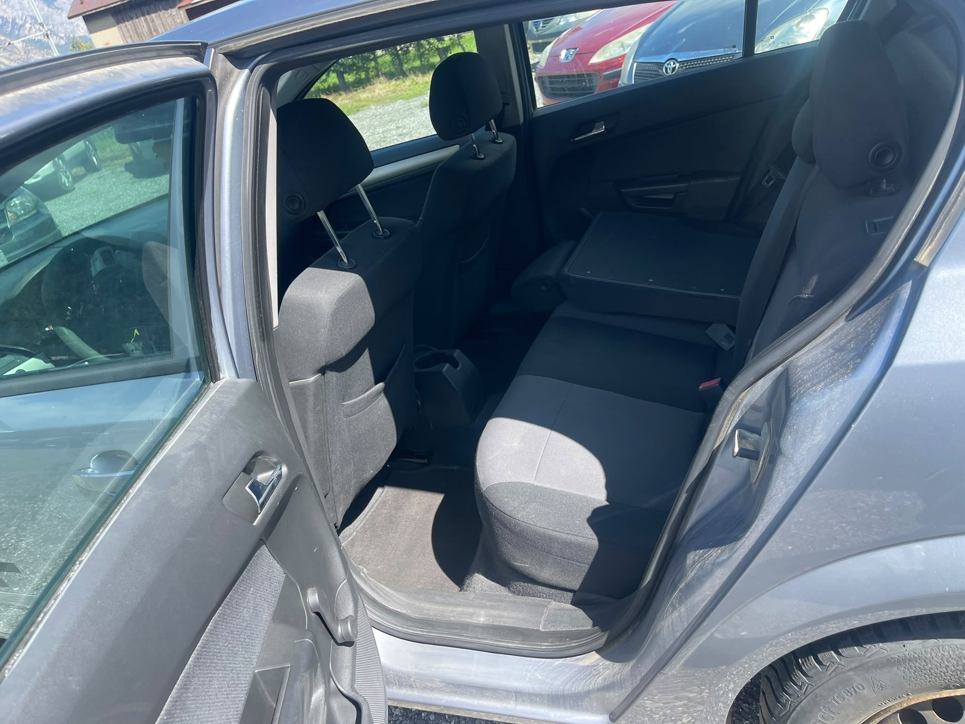 OPEL Astra 1.8i 16V Enjoy-image-8