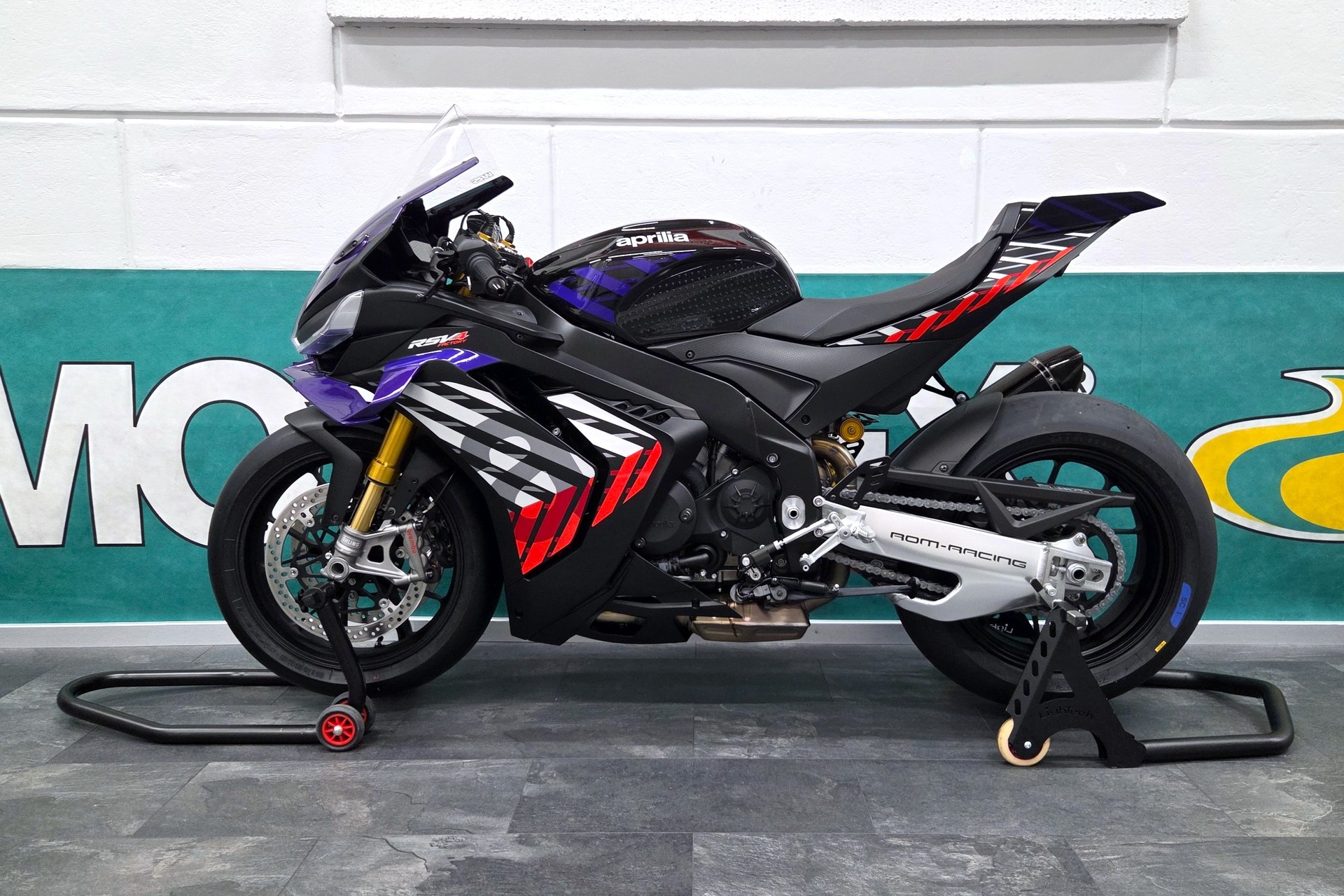 APRILIA RSV4 1100 Factory MY26 "TRACK"-image-4