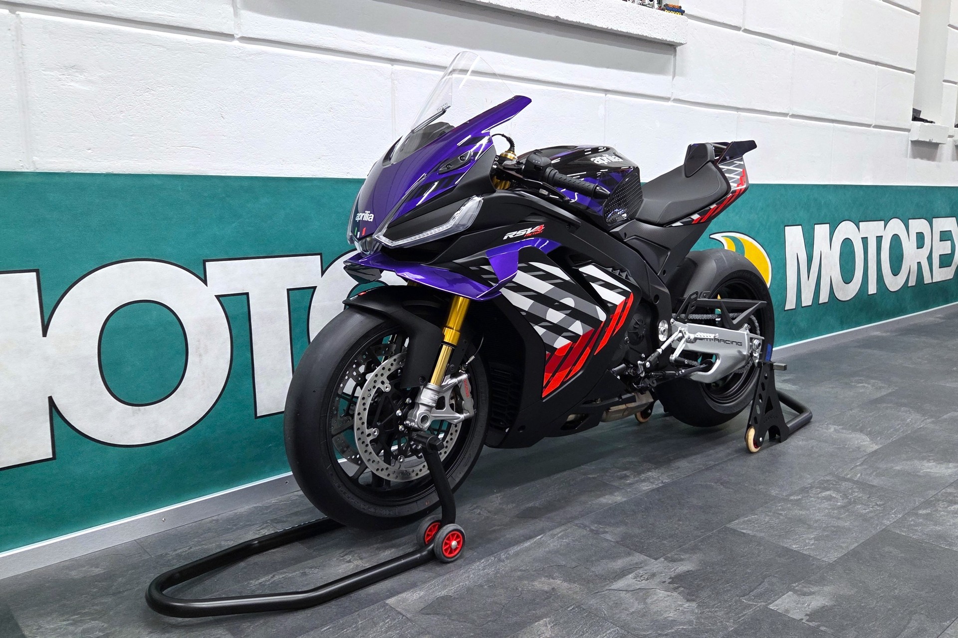APRILIA RSV4 1100 Factory MY26 "TRACK"-image-5