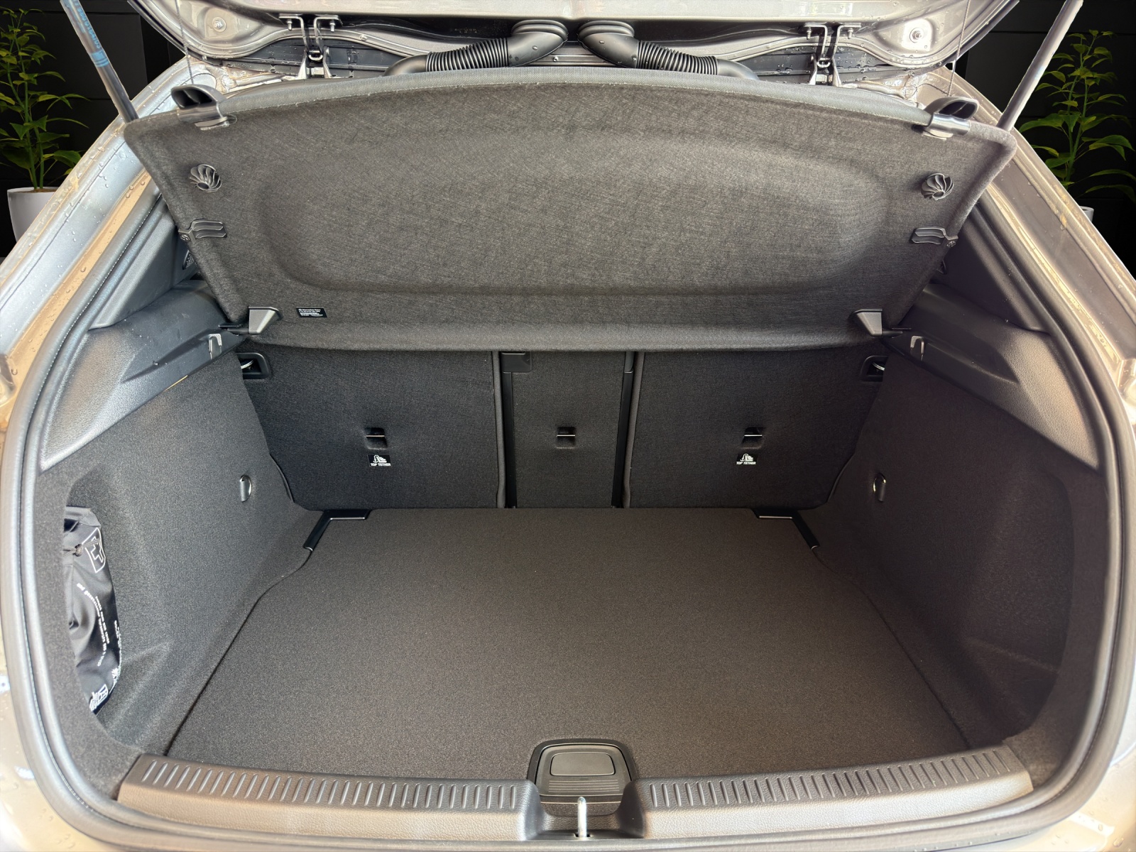 MERCEDES-BENZ A 220 4Matic 8G-DCT-image-16
