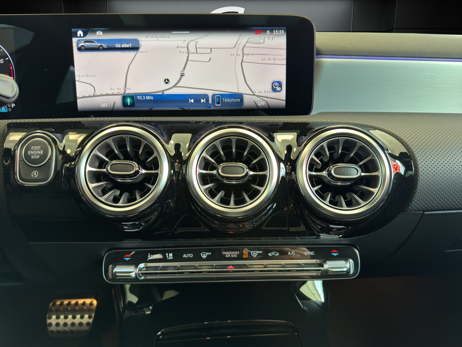 MERCEDES-BENZ A 220 4Matic 8G-DCT-image-13