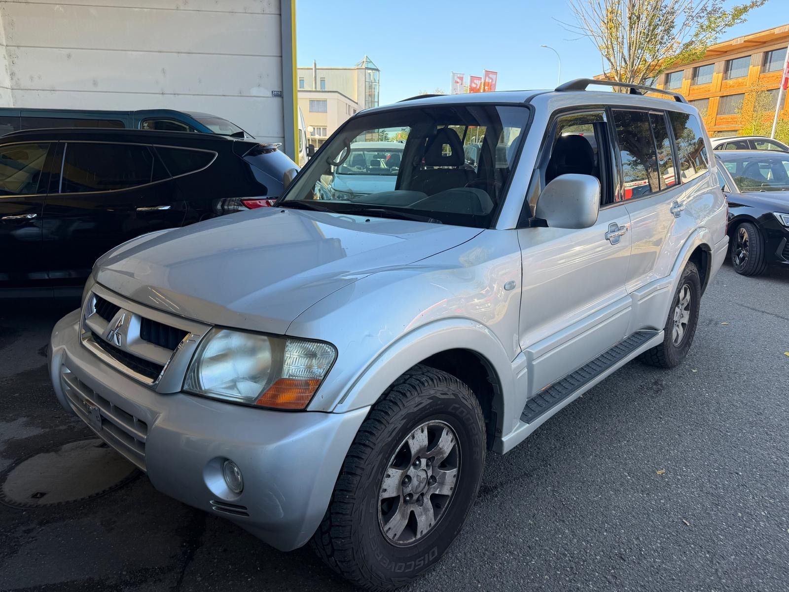 MITSUBISHI Pajero 3.5 Premium (Edition)-showroom-element-1