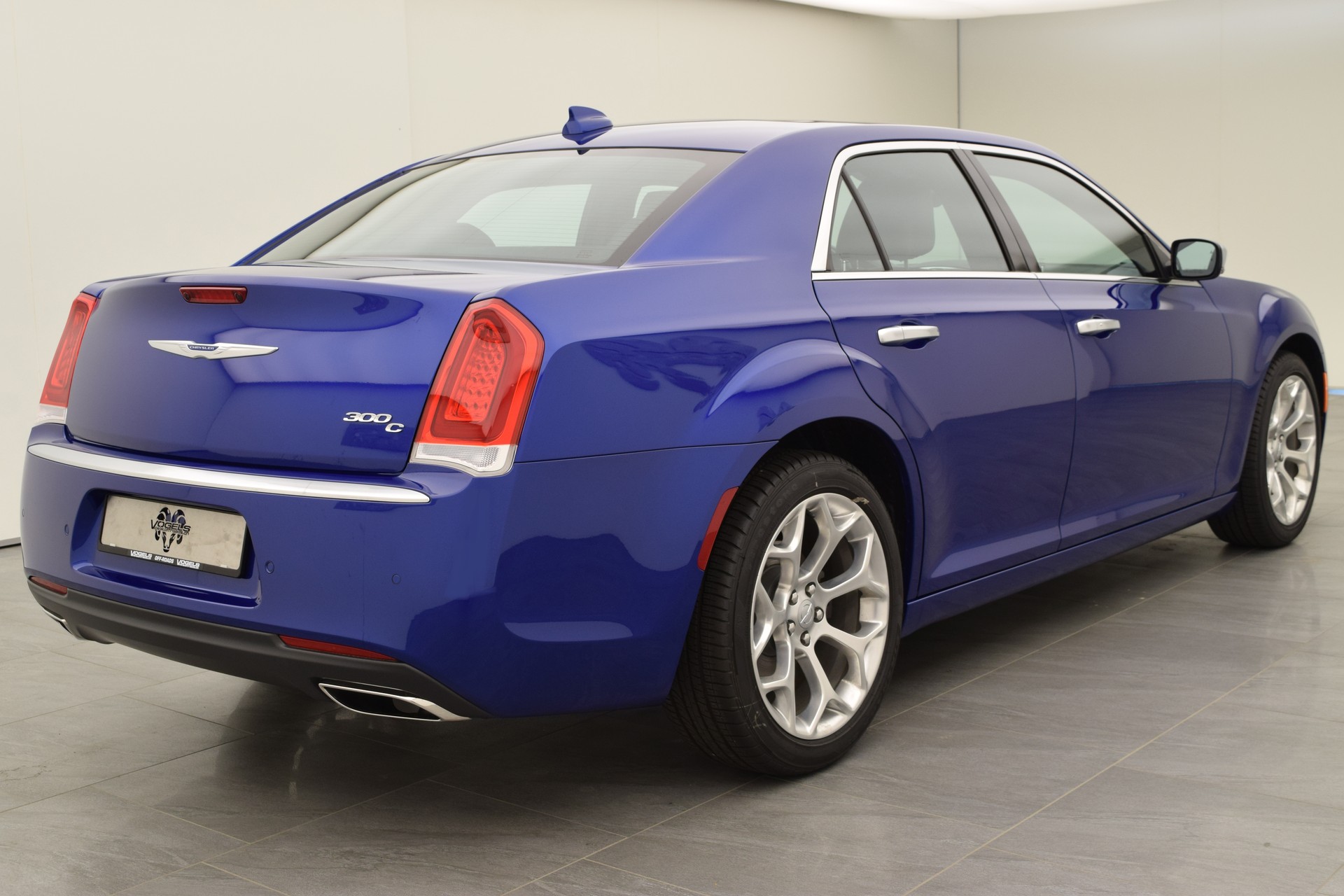 CHRYSLER 300C 5.7 V8-image-4