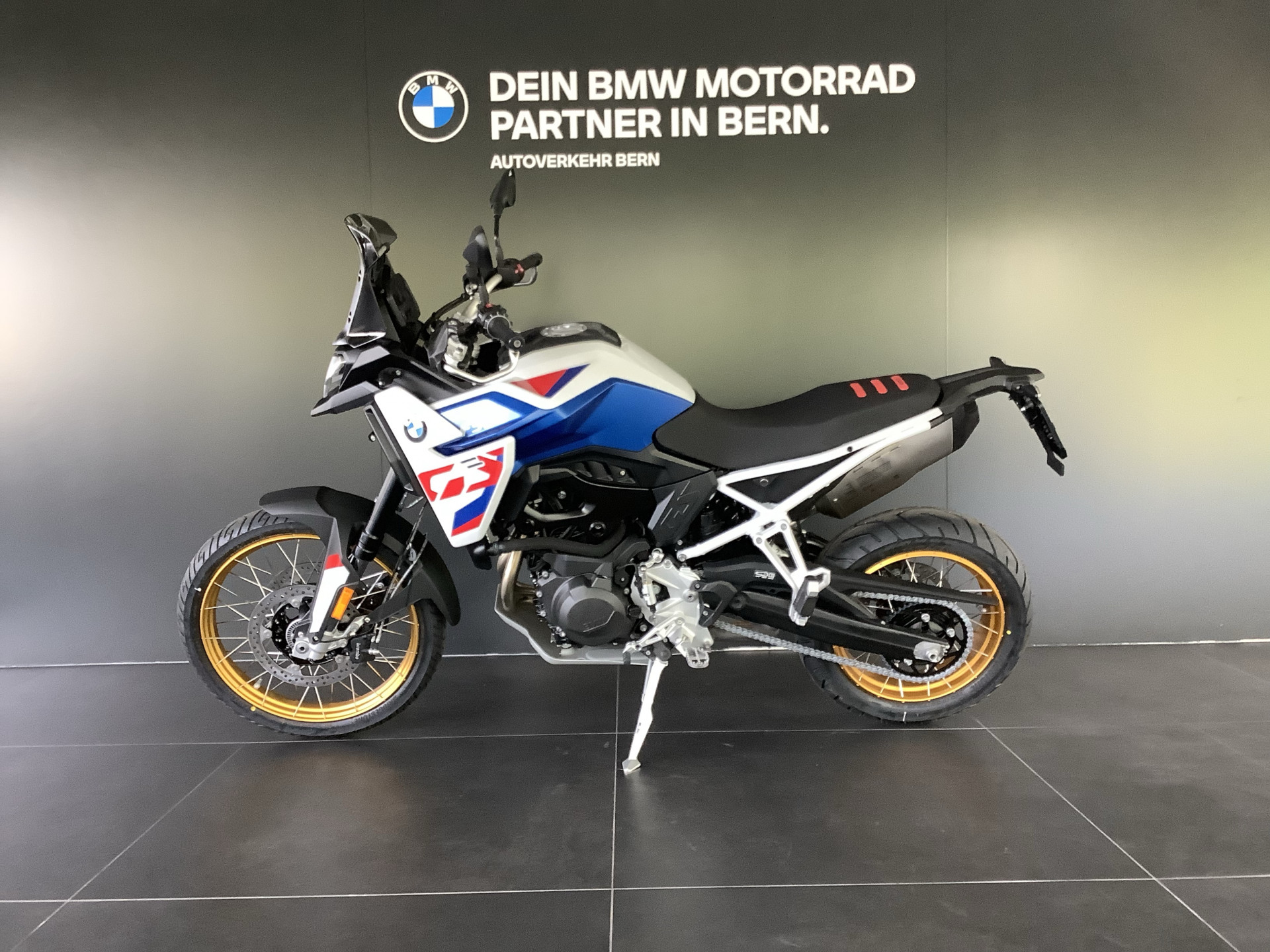 BMW F 900 GS-image-4