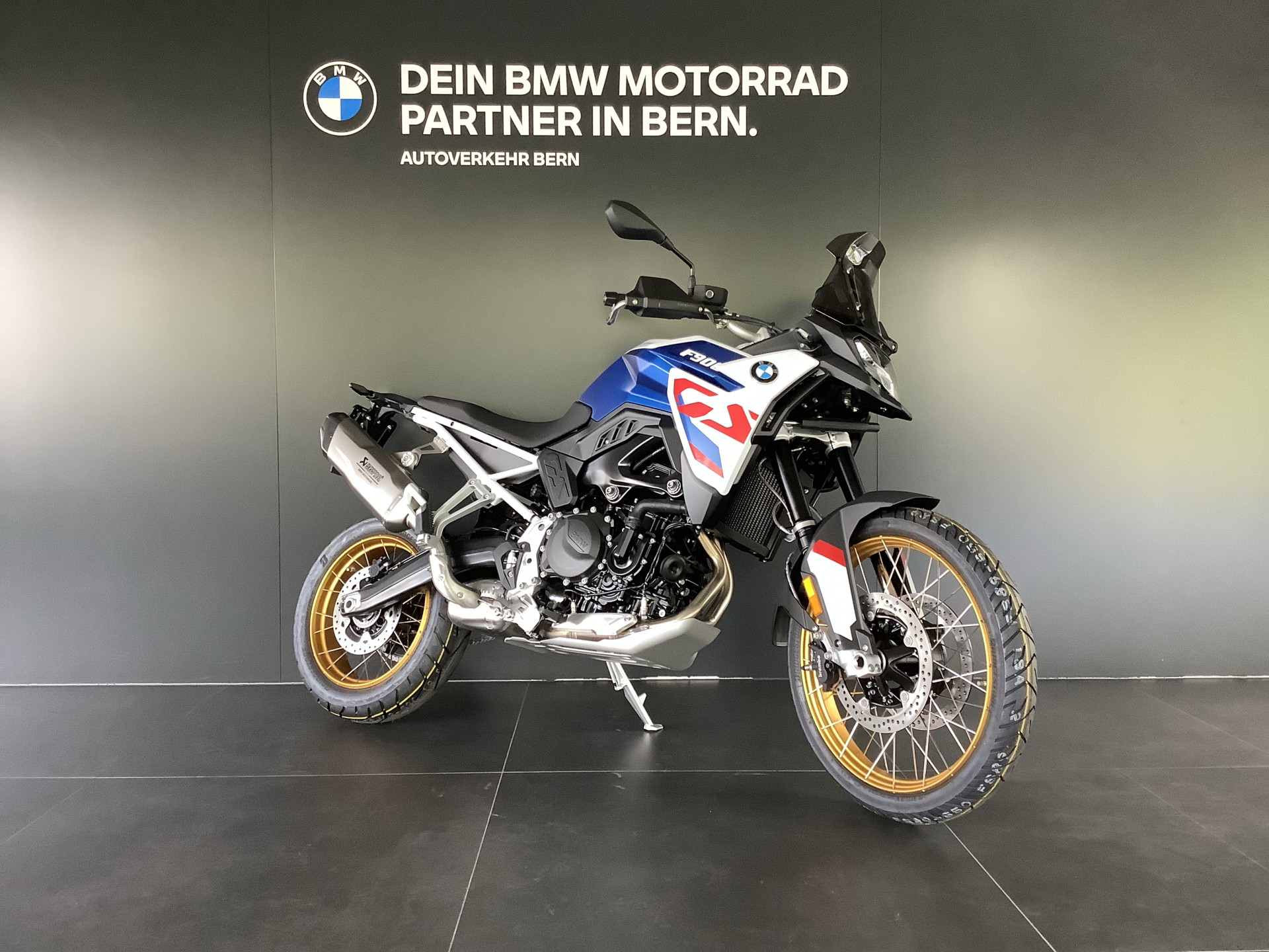 BMW F 900 GS-image-2