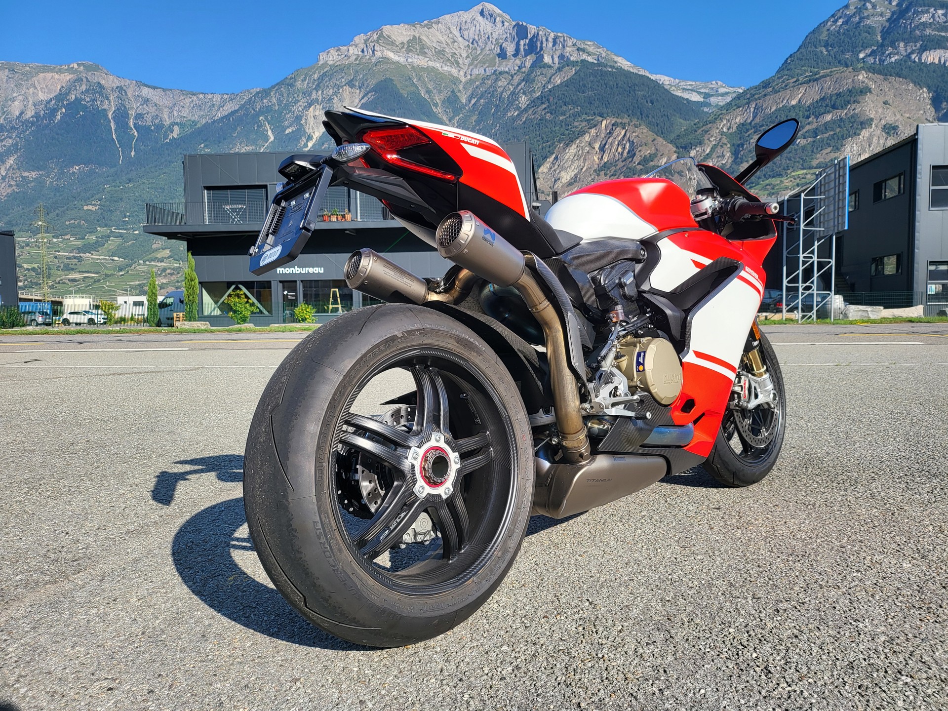 DUCATI Panigale 1299 Superleggera-image-3