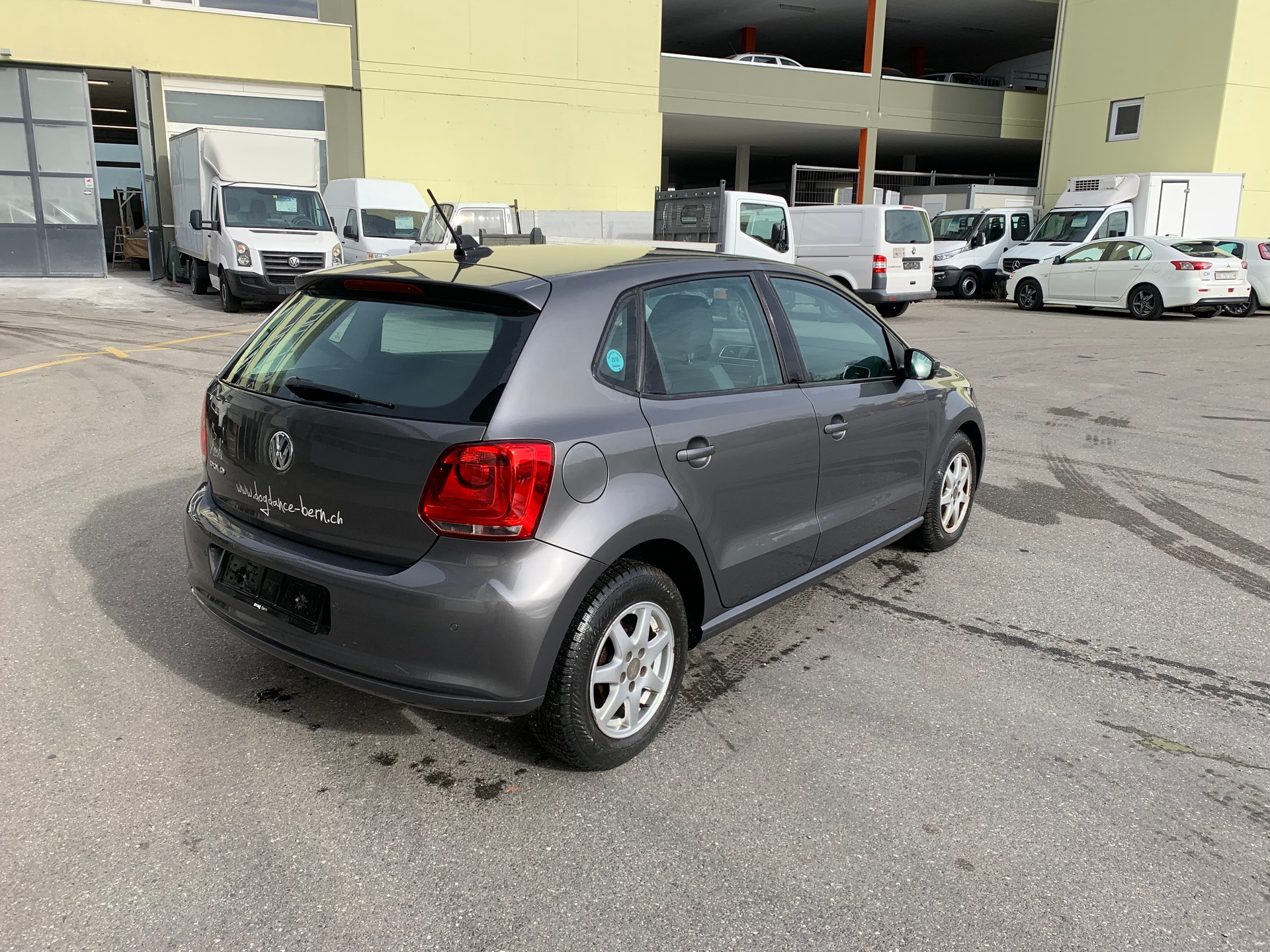 VW Polo 1.2-showroom-element-2