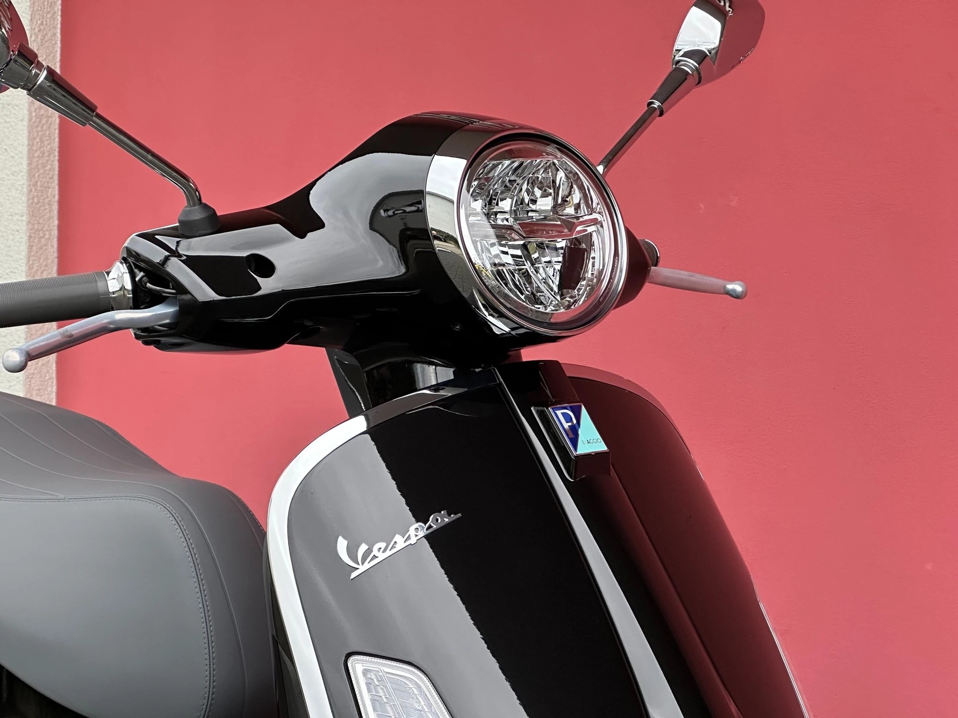 PIAGGIO Vespa GTS 125 RST Euro 5+-image-11